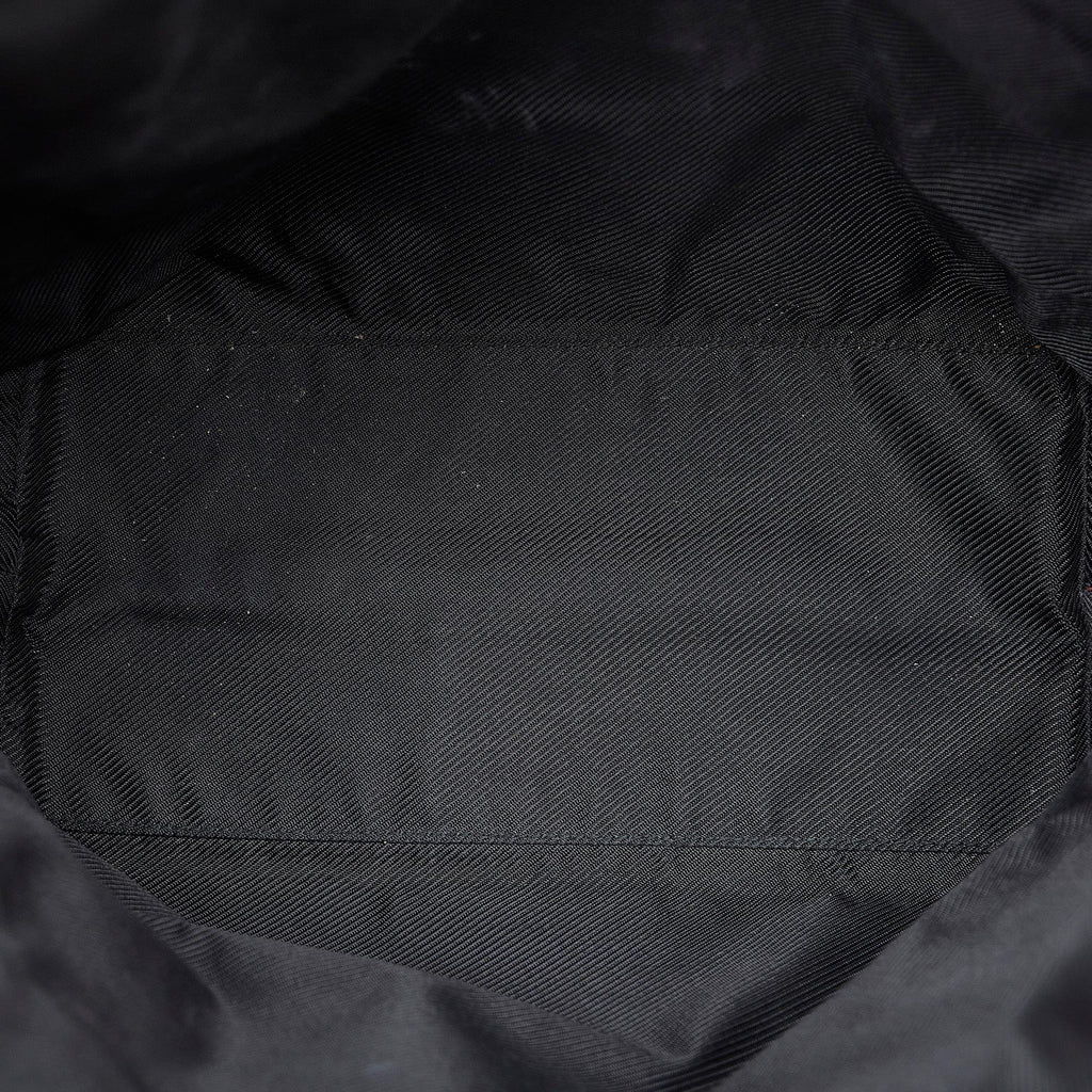 Gucci GG Canvas Tote (SHG-MZWeIu)