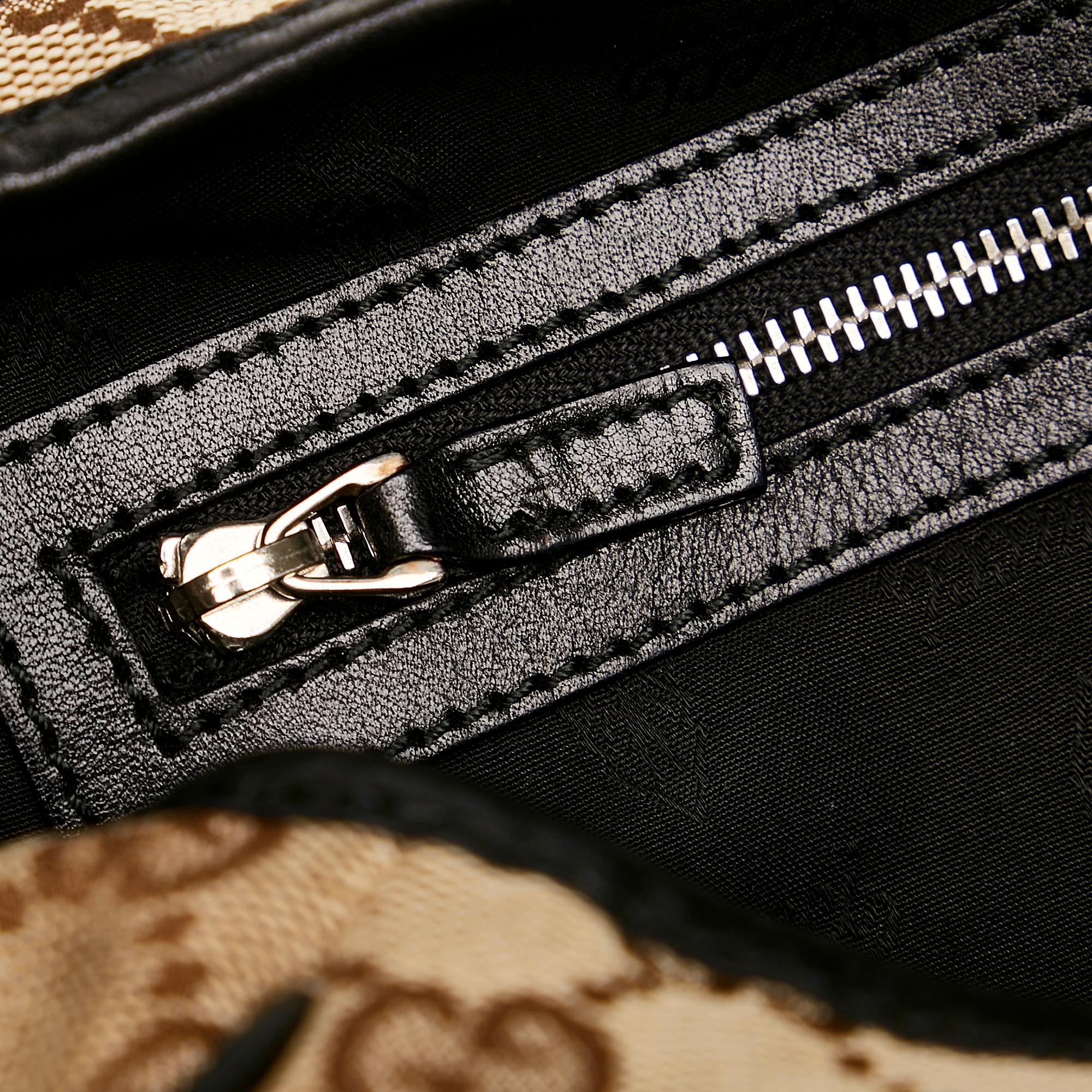 Gucci Gucci Canvas Twin Shoulder Bag (SHG-31114)