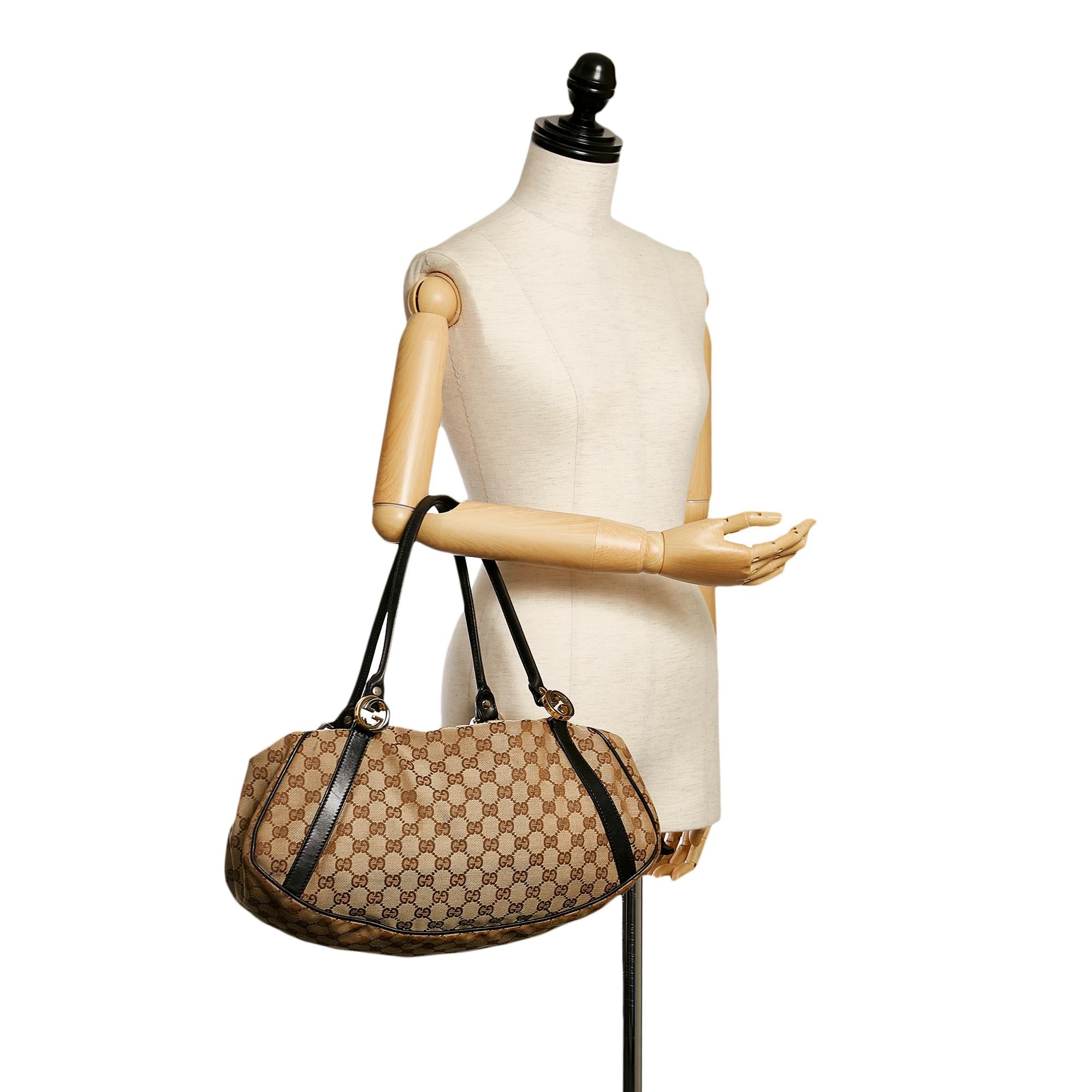 Gucci Gucci Canvas Twin Shoulder Bag (SHG-31114)