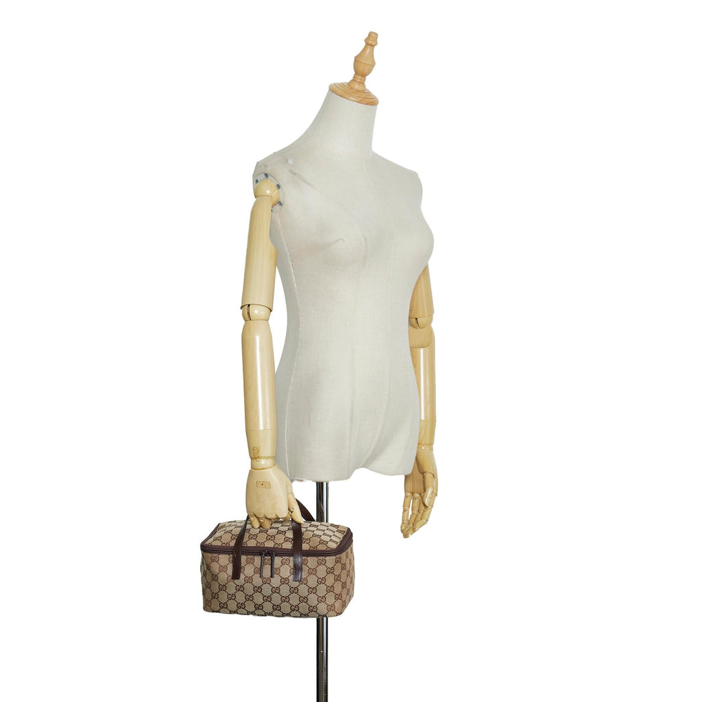 Gucci GG Canvas Vanity Bag (SHG-bHCrBU)