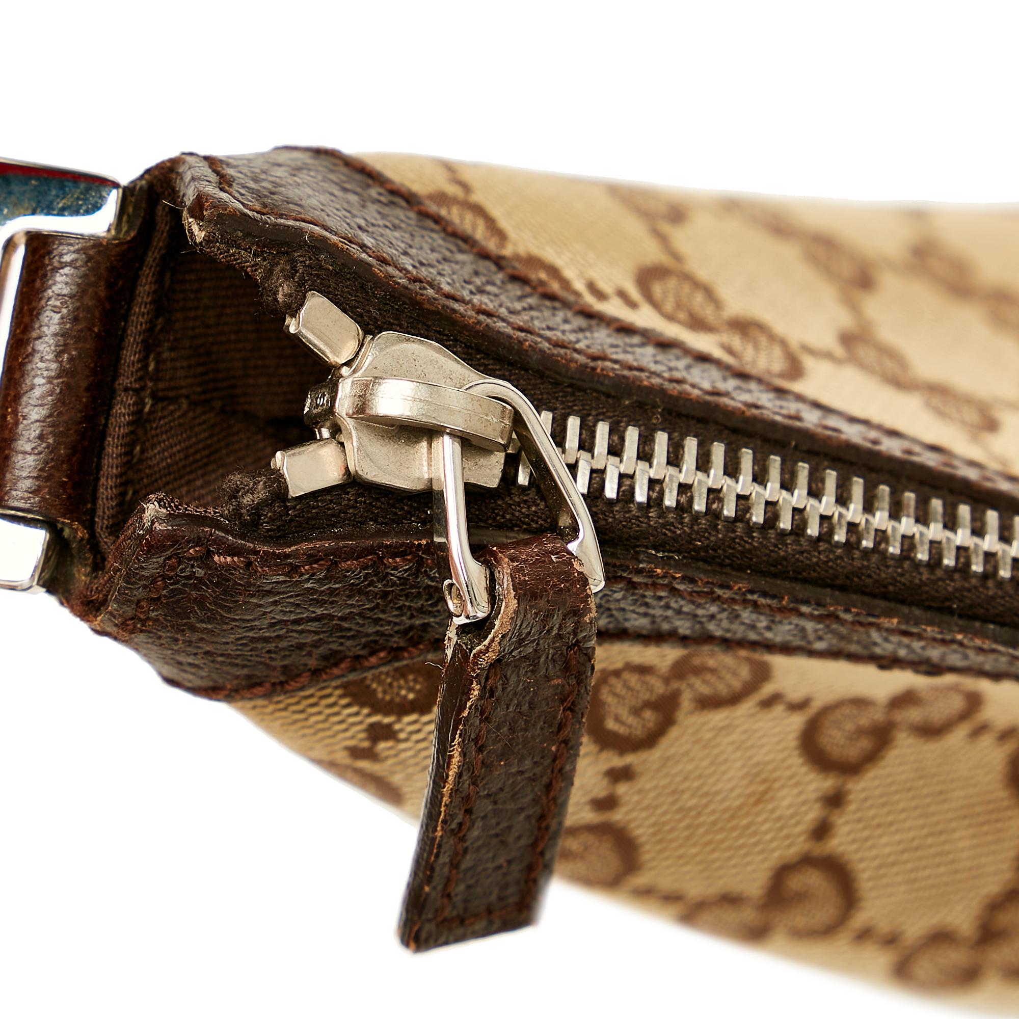 Gucci GG Canvas Web Baguette (SHG-31850)