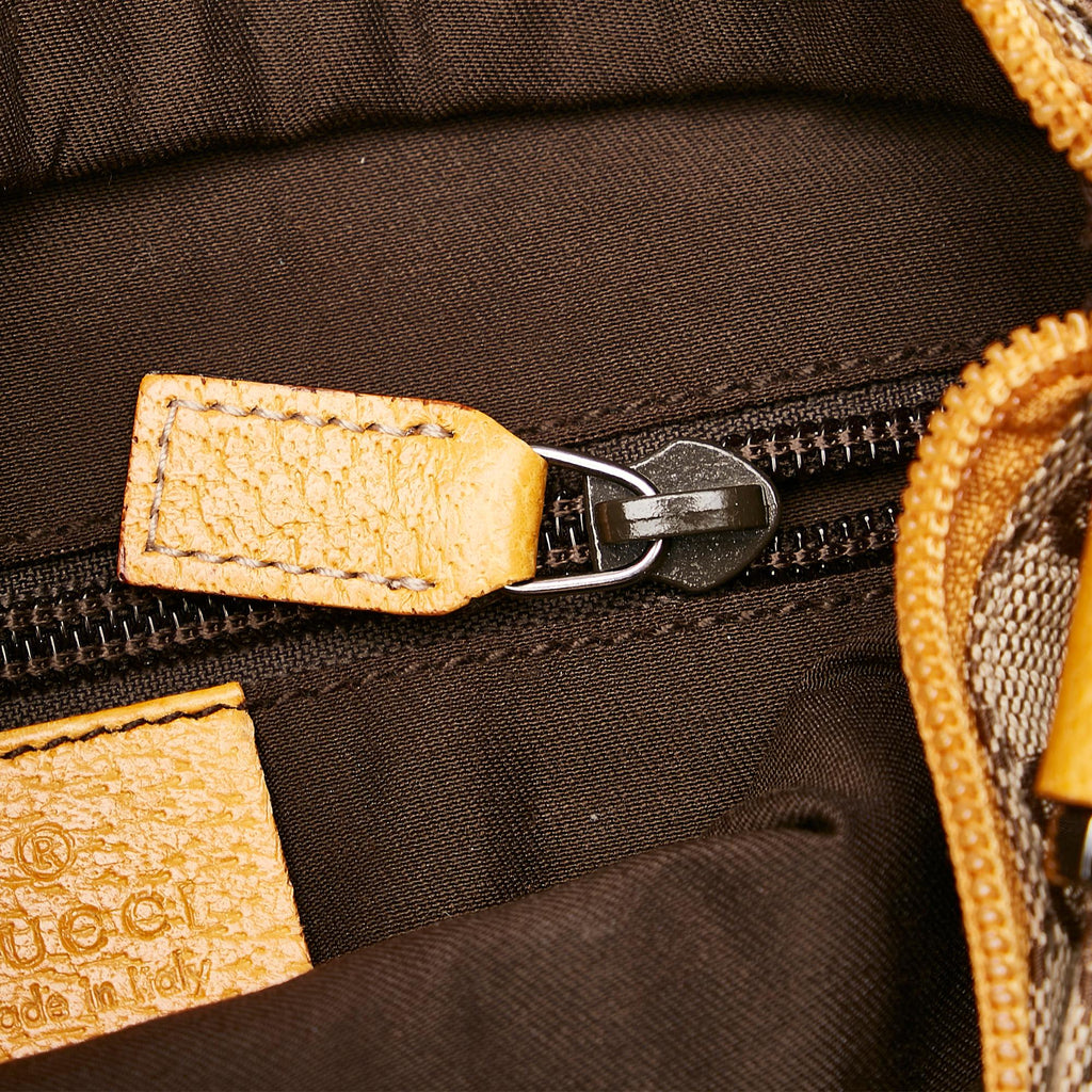 Gucci Gucci Canvas Web Crossbody Bag (SHG-30269)