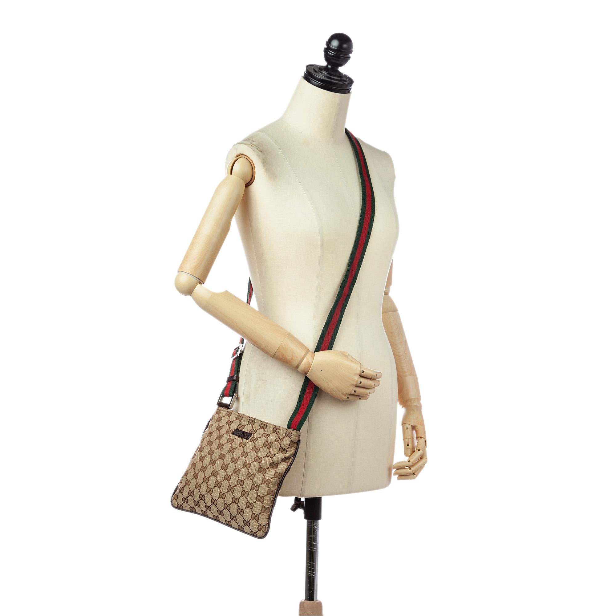 Gucci Gucci Canvas Web Crossbody Bag (SHG-30989)