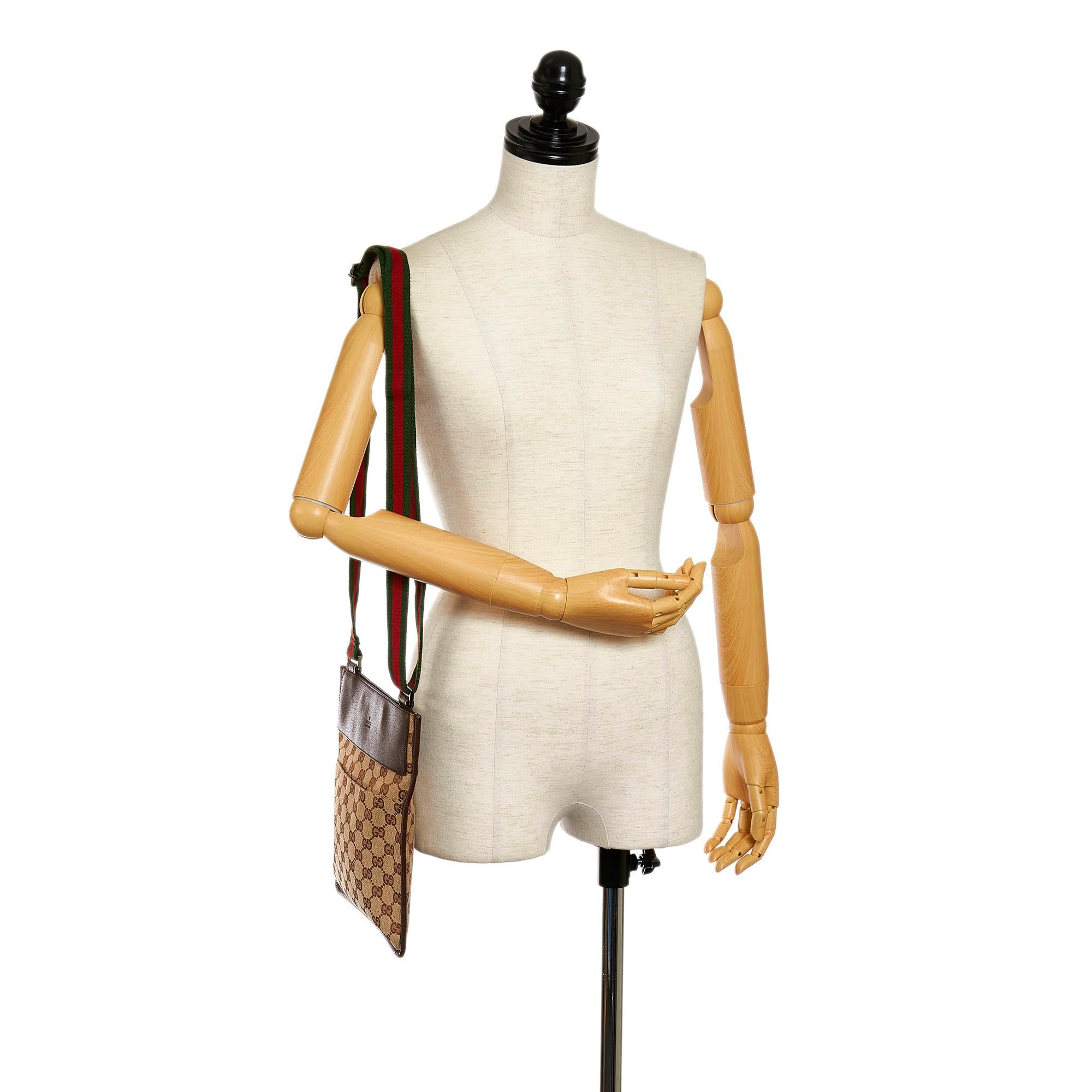 Gucci Gucci Canvas Web Crossbody Bag (SHG-32732)