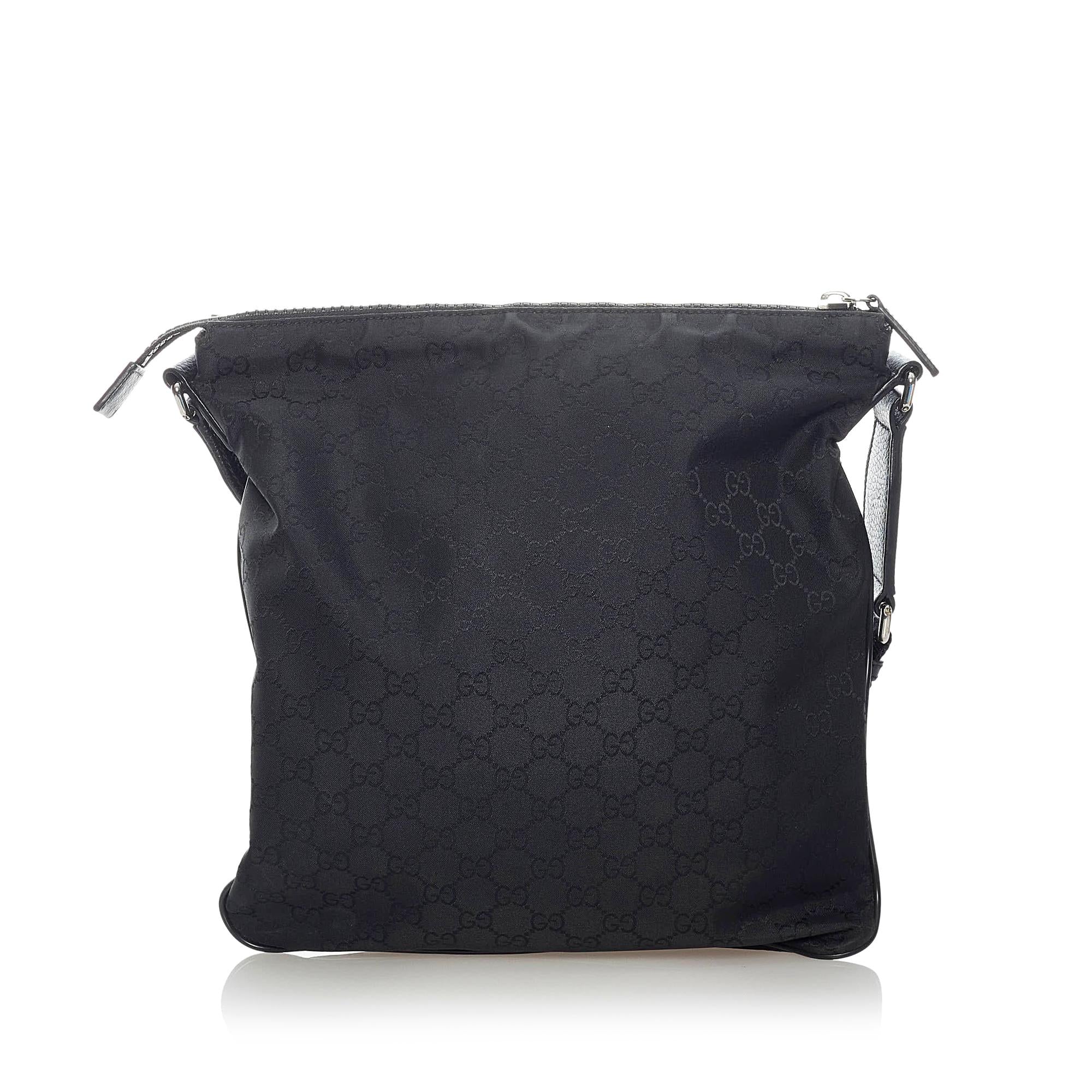 Gucci Gucci Canvas Web Crossbody Bag (SHG-32734)