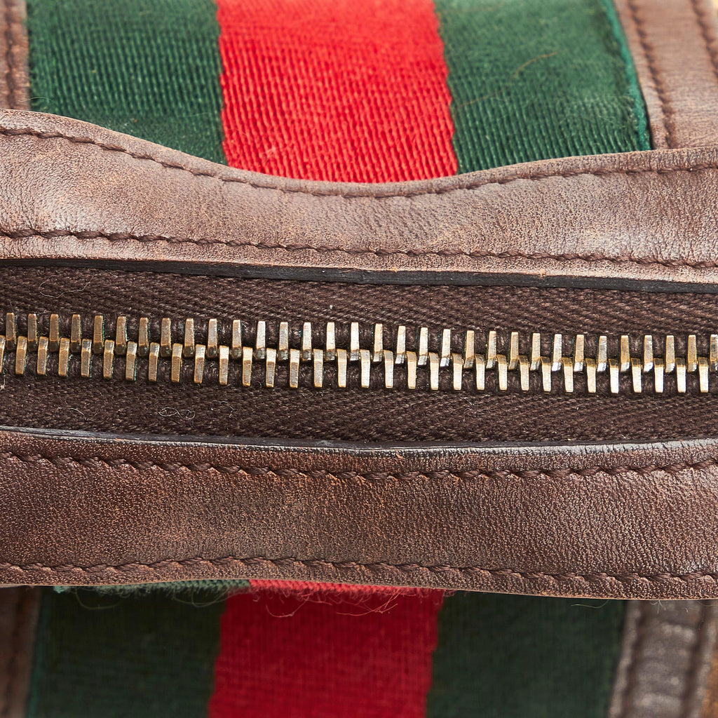 Gucci GG Canvas Web Pouch (SHG-EoxIeS)