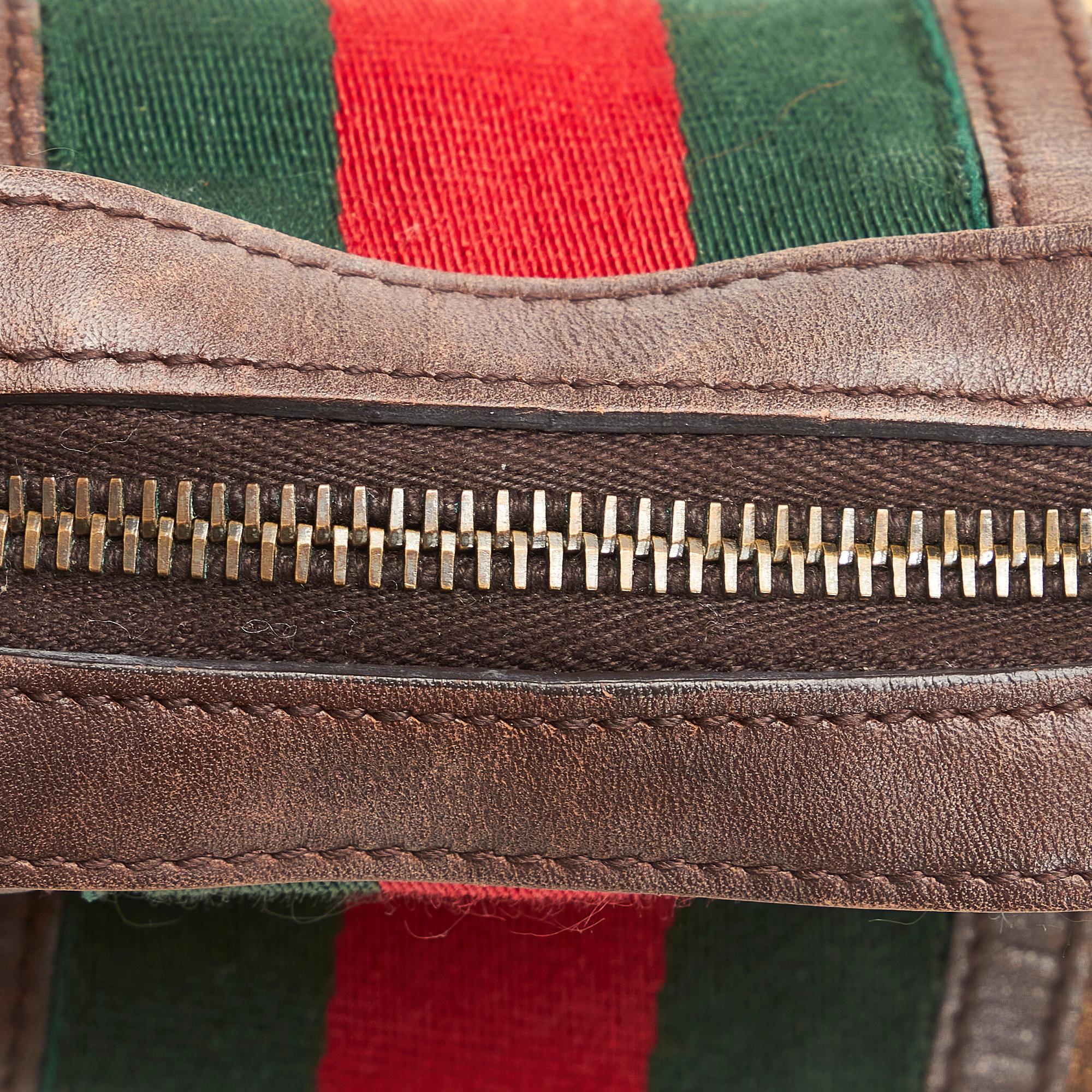 Gucci GG Canvas Web Pouch (SHG-EoxIeS)