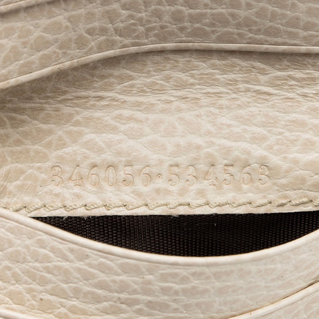 Gucci GG Canvas Zip Around Compact Wallet (SHF-p3f4tY)
