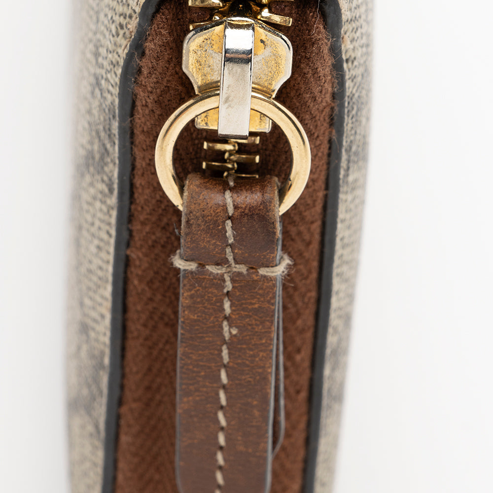 Gucci Gucci Canvas Zip Around Wallet (SHF-21220)