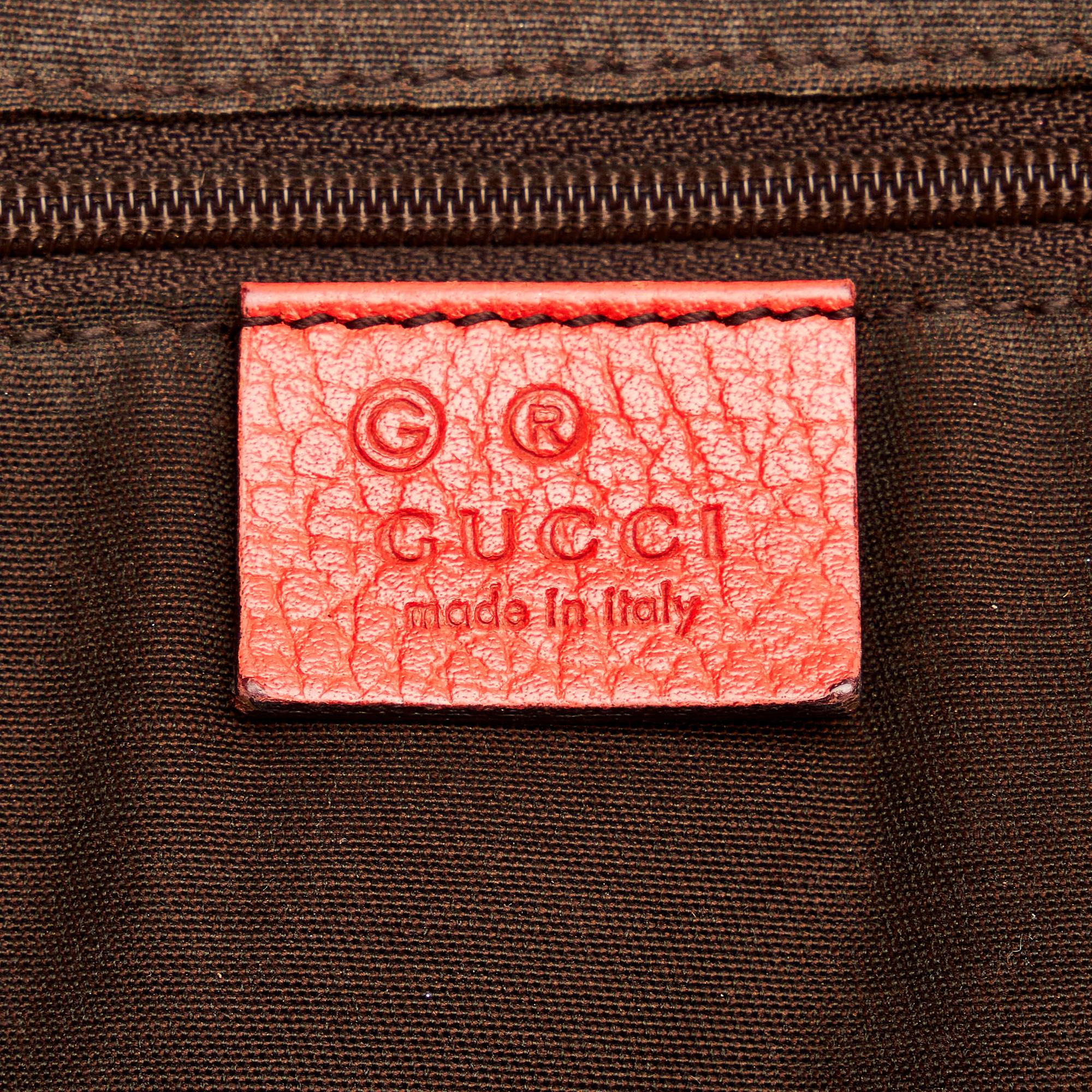 Gucci Gucci Charm Dome Leather Handbag (SHG-33204)