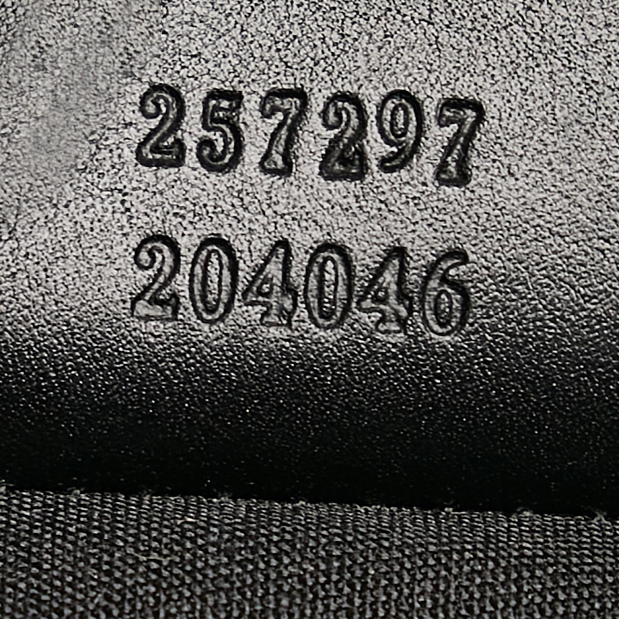 Gucci Gucci Crystal Hobo Bag (SHG-28633)