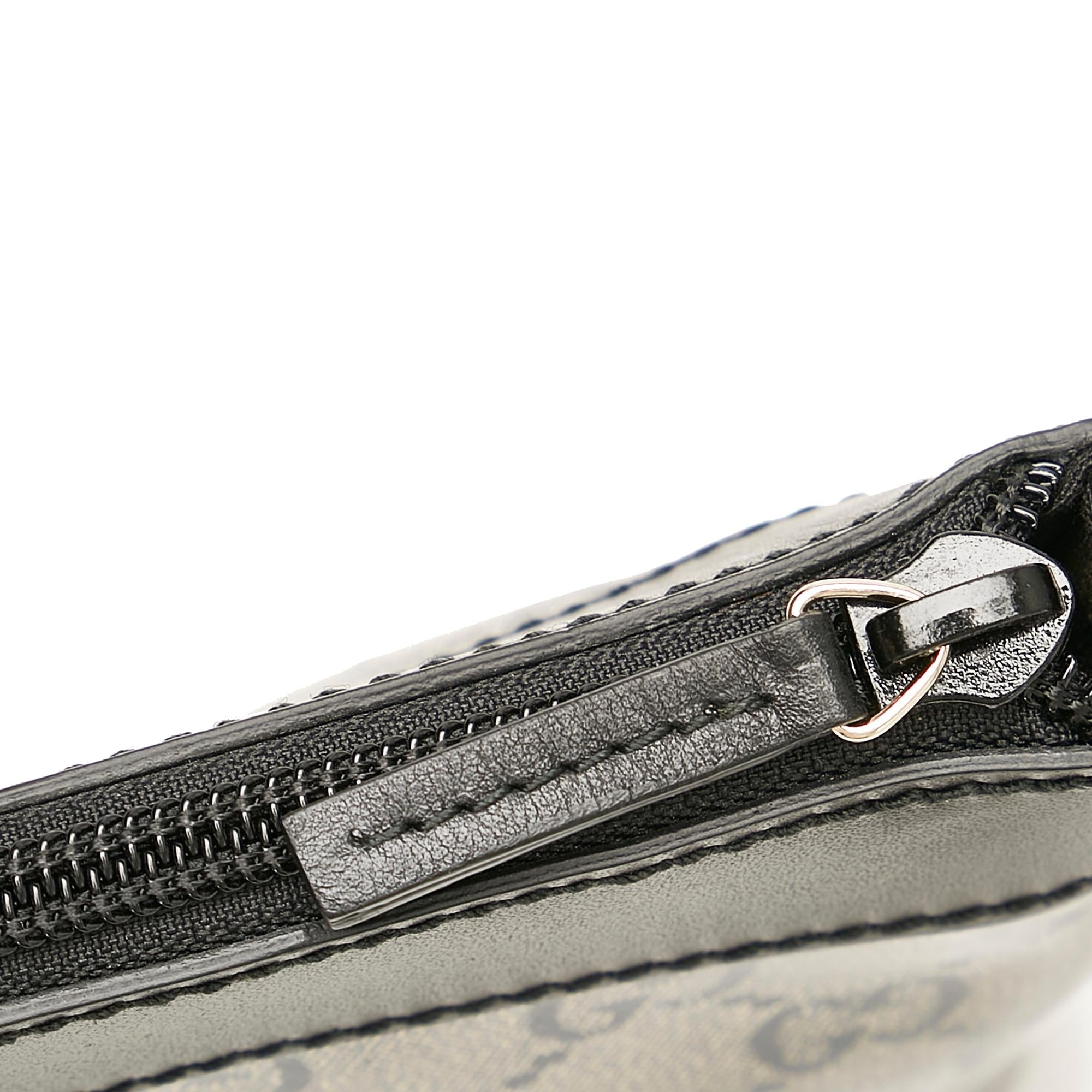 Gucci Gucci Crystal Pouch (SHG-25830)