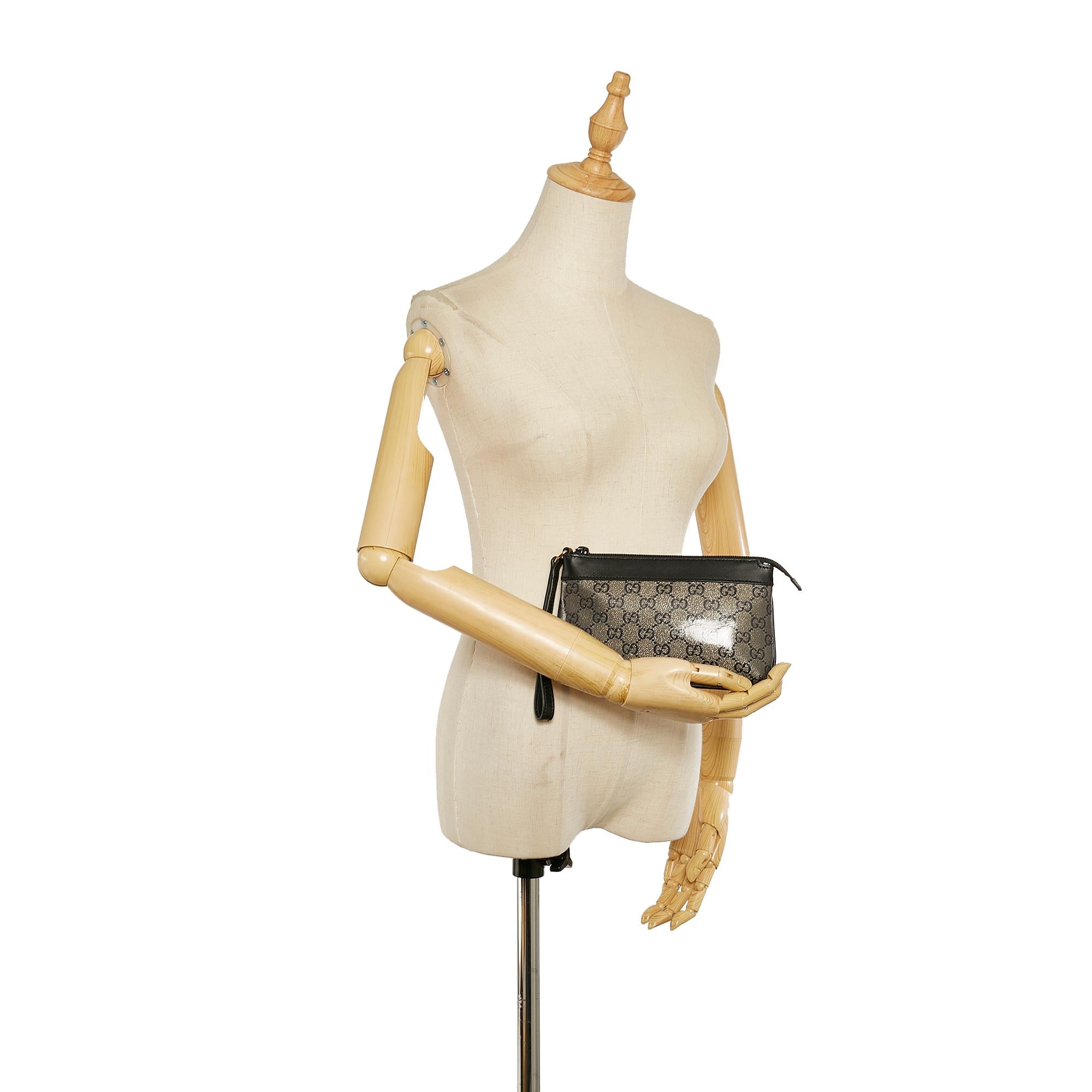 Gucci Gucci Crystal Pouch (SHG-25830)