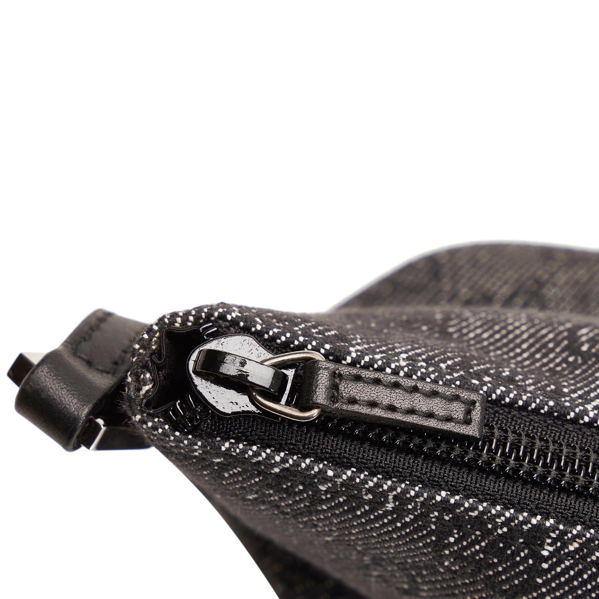 Gucci Gucci Denim Boat Baguette (SHG-32788)