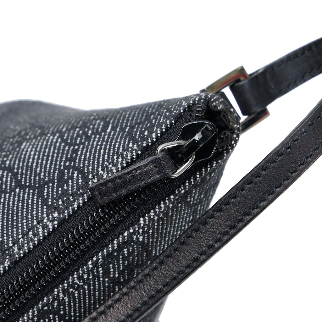 Gucci GG Denim Boat Baguette (SHG-2yQjKr)