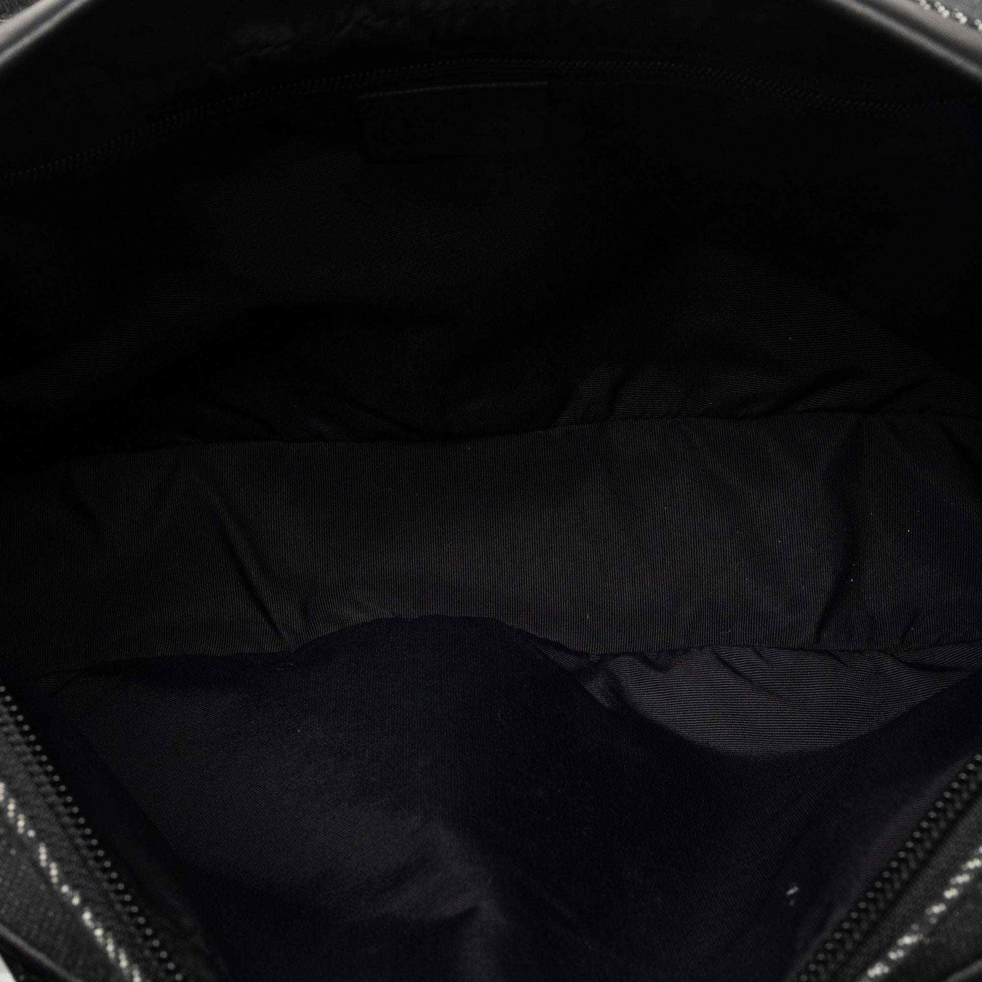 Gucci GG Denim Shoulder Bag (SHG-QwDGp7)