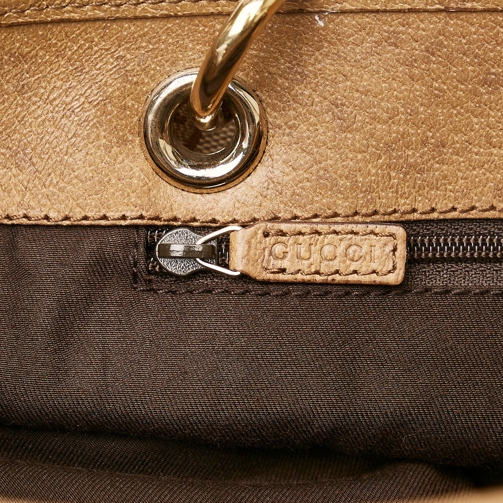 Gucci GG Eclipse Canvas Tote Bag (SHG-hlxc2U)