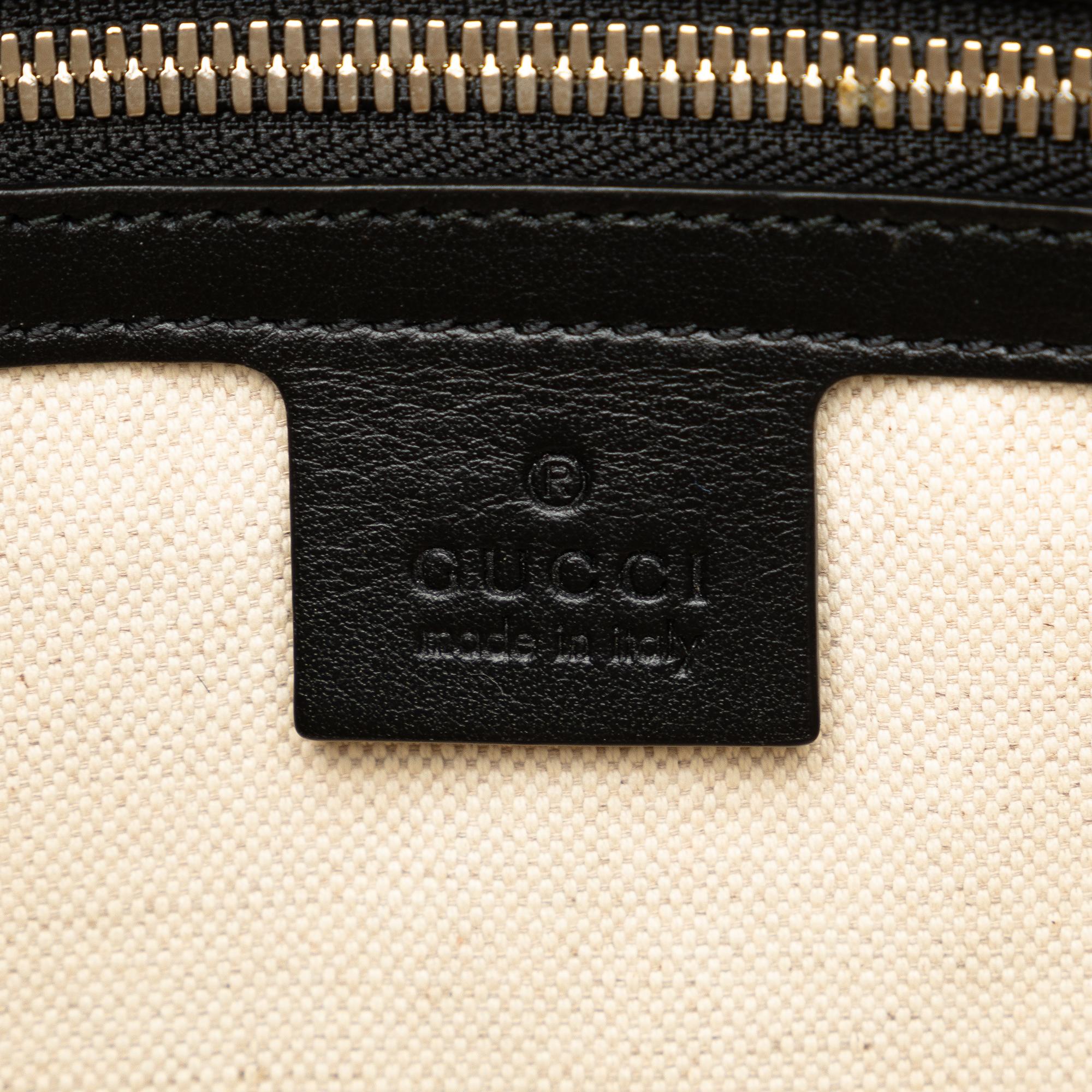 Gucci GG Embossed Tote Bag (SHG-w2F0hl)