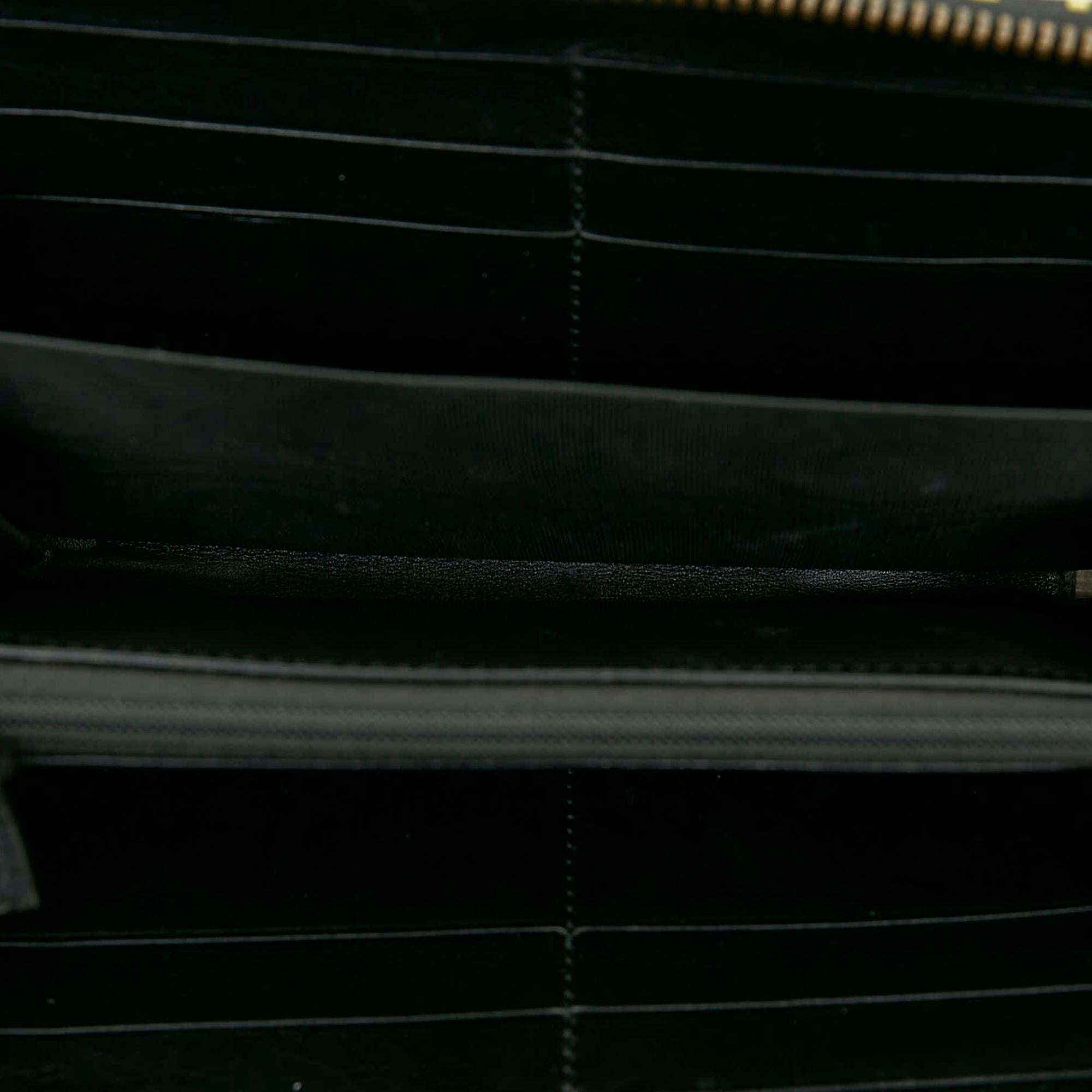 Gucci GG Marmont Ghost Leather Zip Around Wallet (SHG-d6GYxJ)
