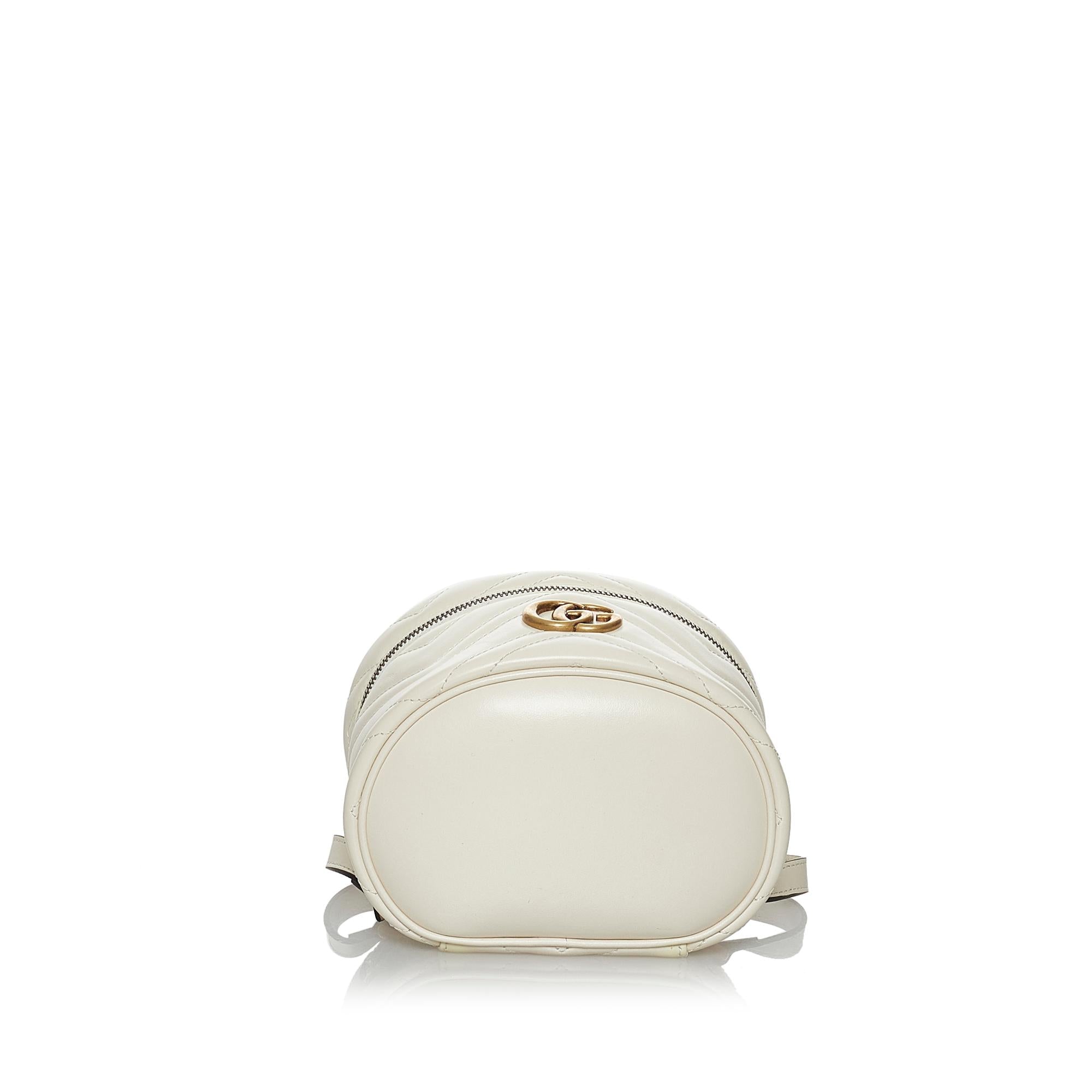 Gucci Gucci Marmont Leather Round Backpack (SHG-28597)