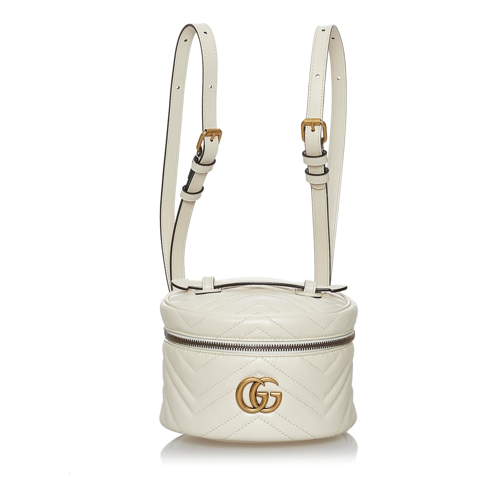 Gucci Gucci Marmont Leather Round Backpack (SHG-28597)