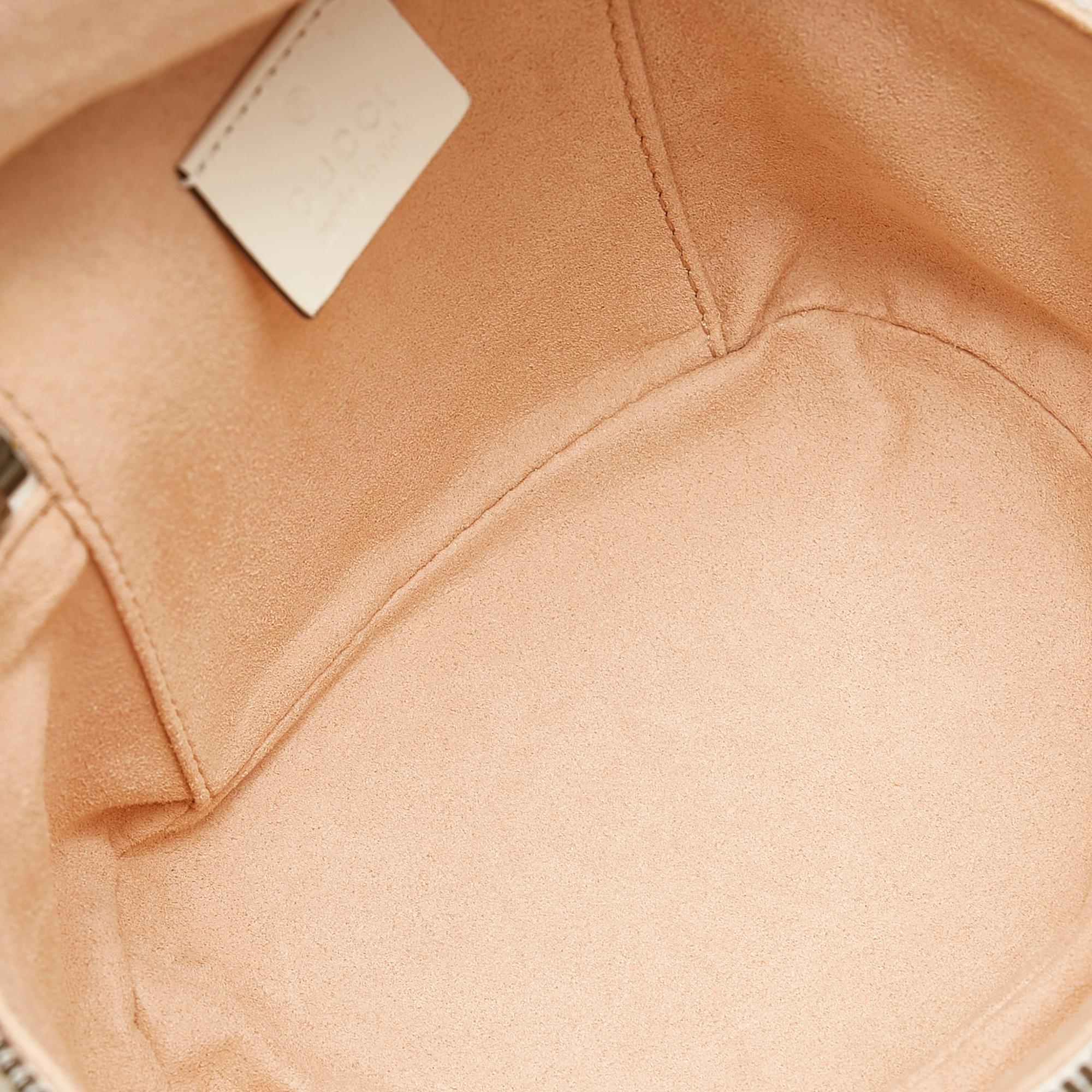 Gucci Gucci Marmont Leather Round Backpack (SHG-28597)
