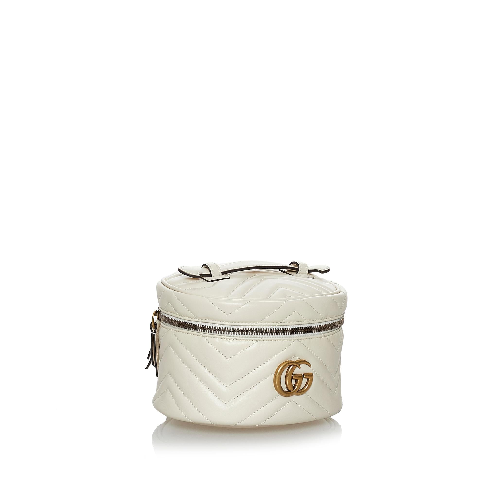 Gucci Gucci Marmont Leather Round Backpack (SHG-28597)