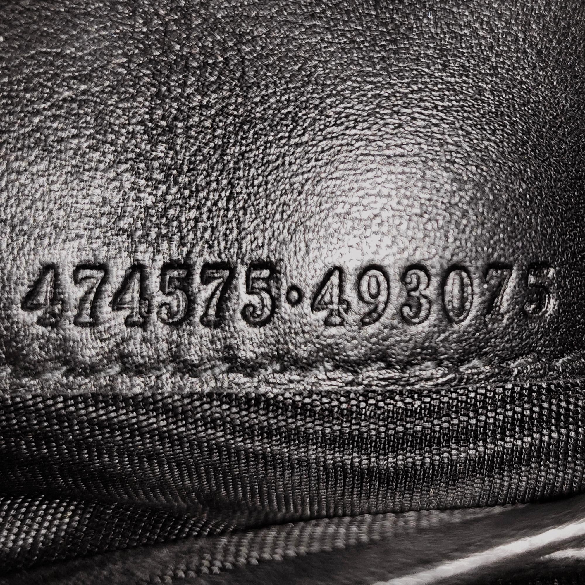 Gucci GG Marmont Leather Wallet On Chain (SHG-35248)