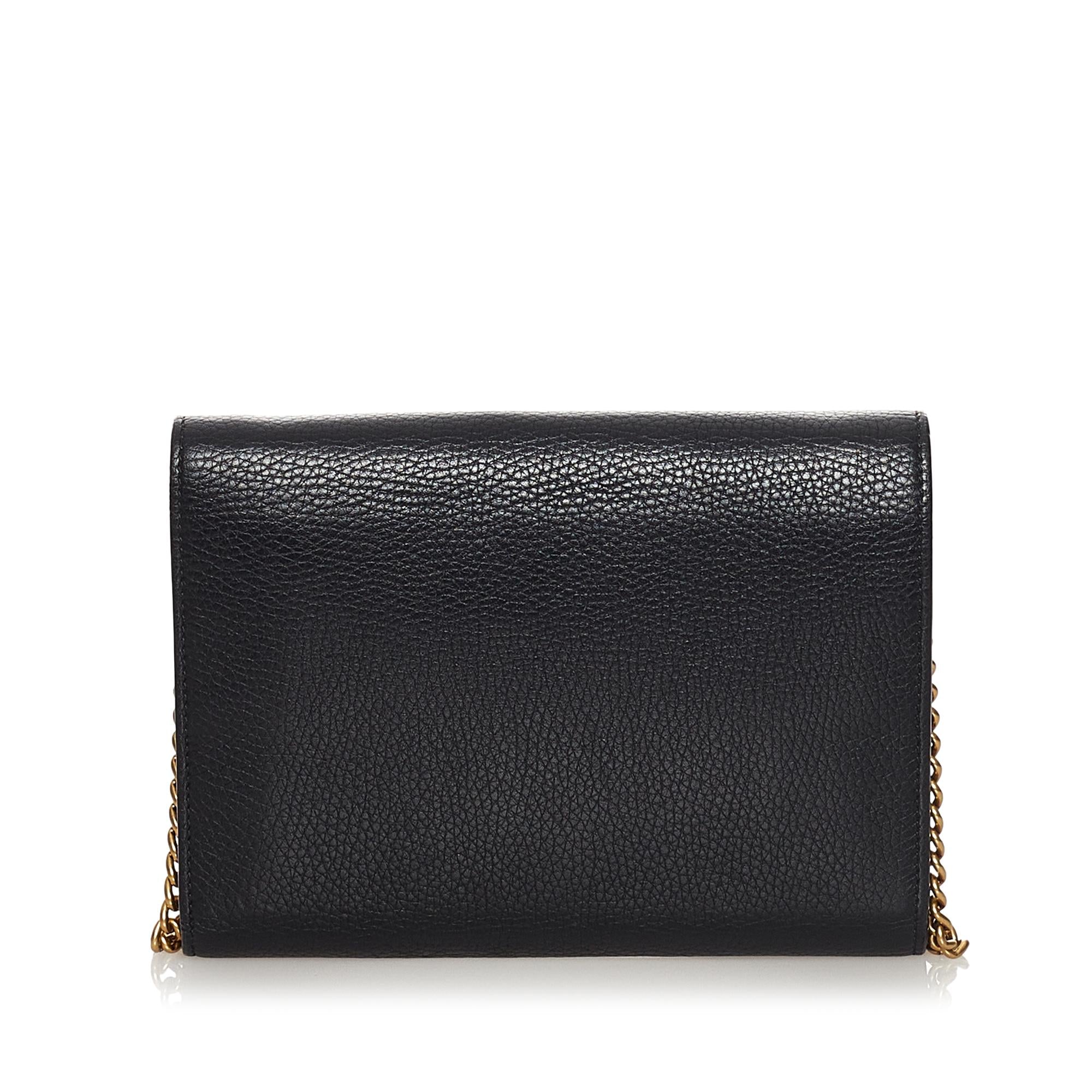 Gucci Gucci Marmont Leather Wallet on Chain (SHG-33733)