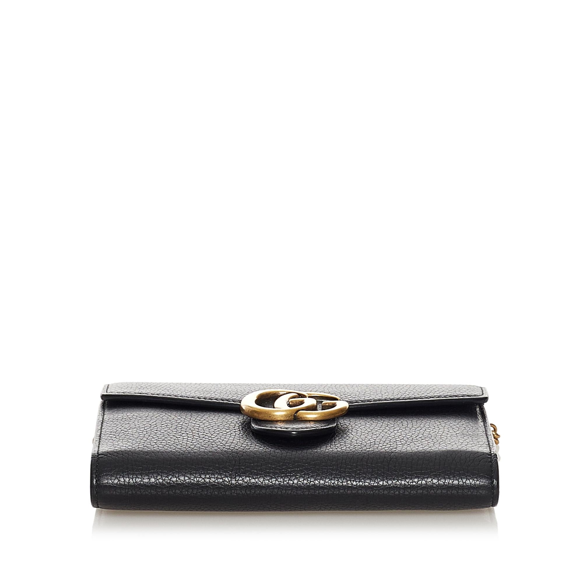 Gucci Gucci Marmont Leather Wallet on Chain (SHG-33733)