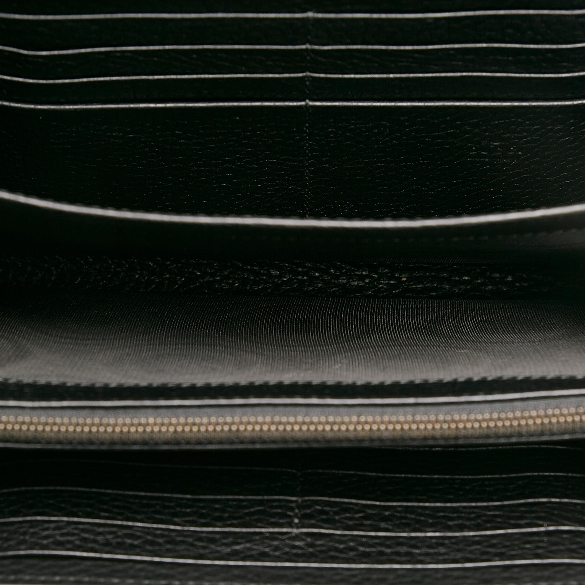 Gucci Gucci Marmont Leather Wallet on Chain (SHG-33733)