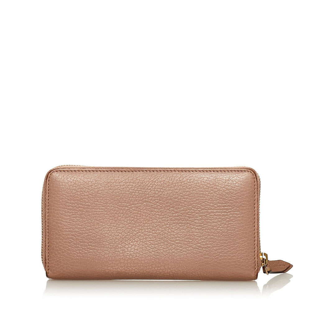 Gucci Gucci Marmont Leather Wallet (SHG-29633)