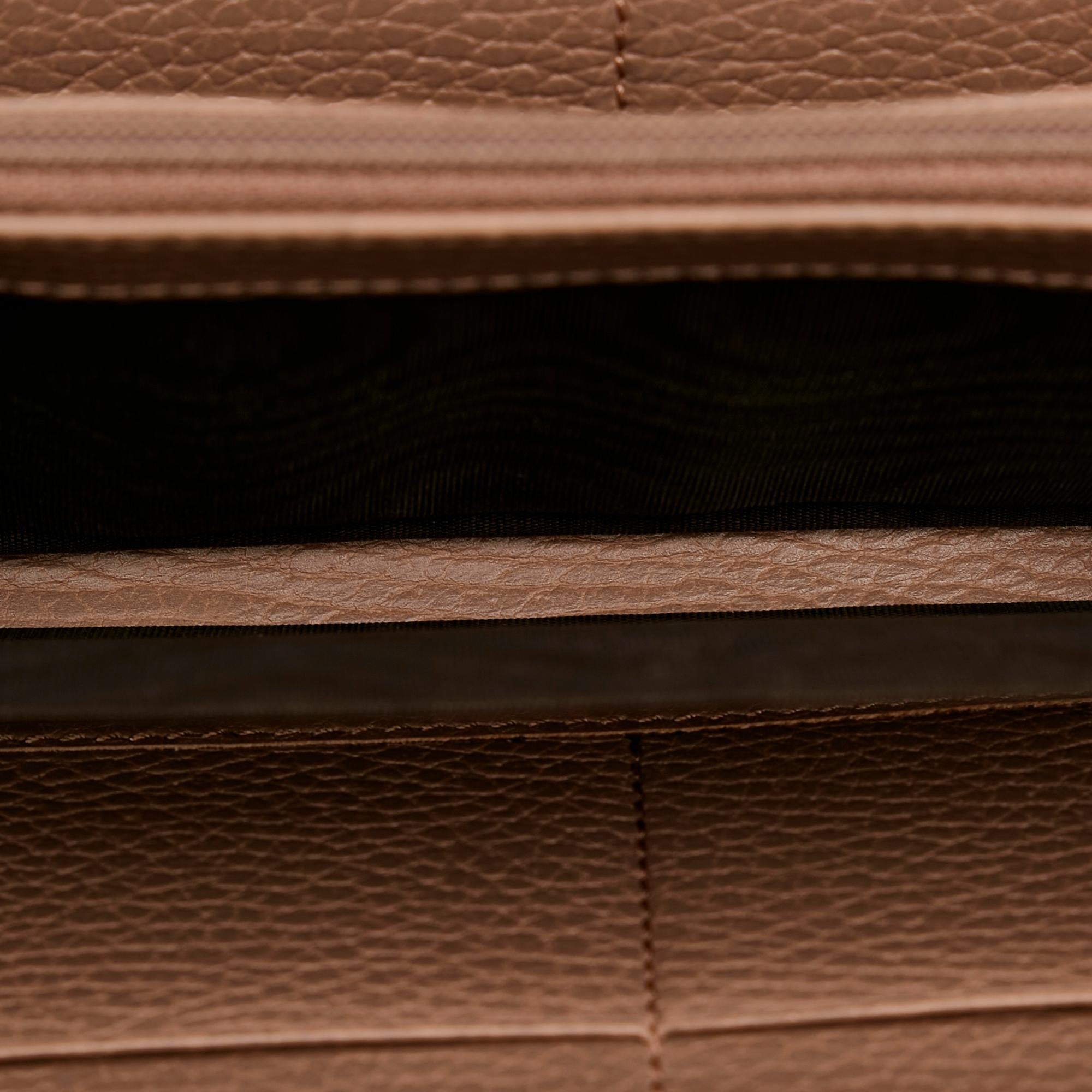 Gucci Gucci Marmont Leather Wallet (SHG-29633)