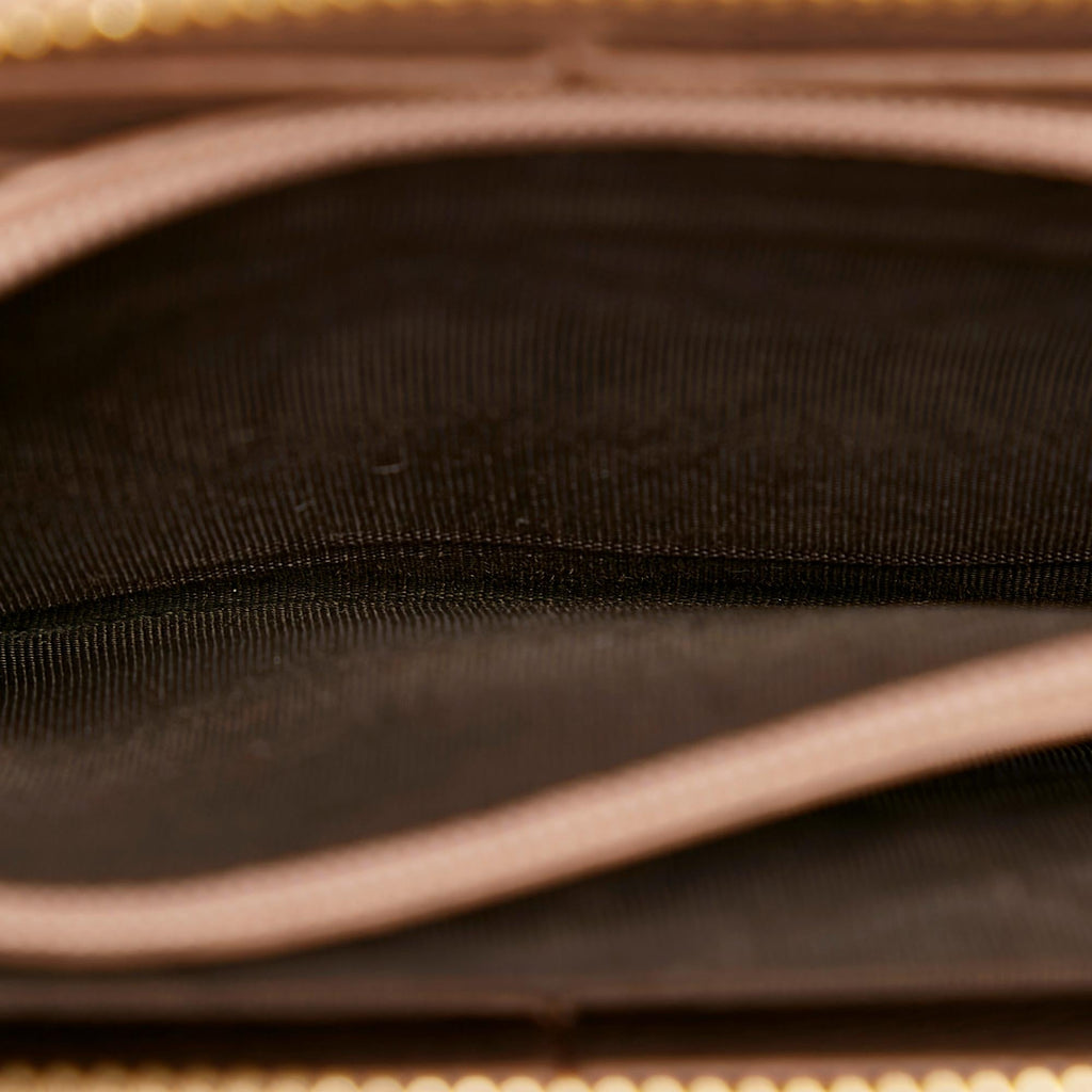 Gucci Gucci Marmont Leather Wallet (SHG-29633)