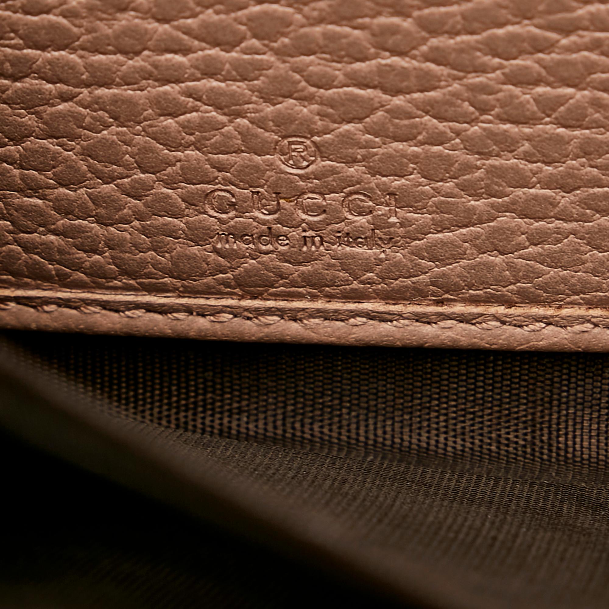 Gucci Gucci Marmont Leather Wallet (SHG-29633)