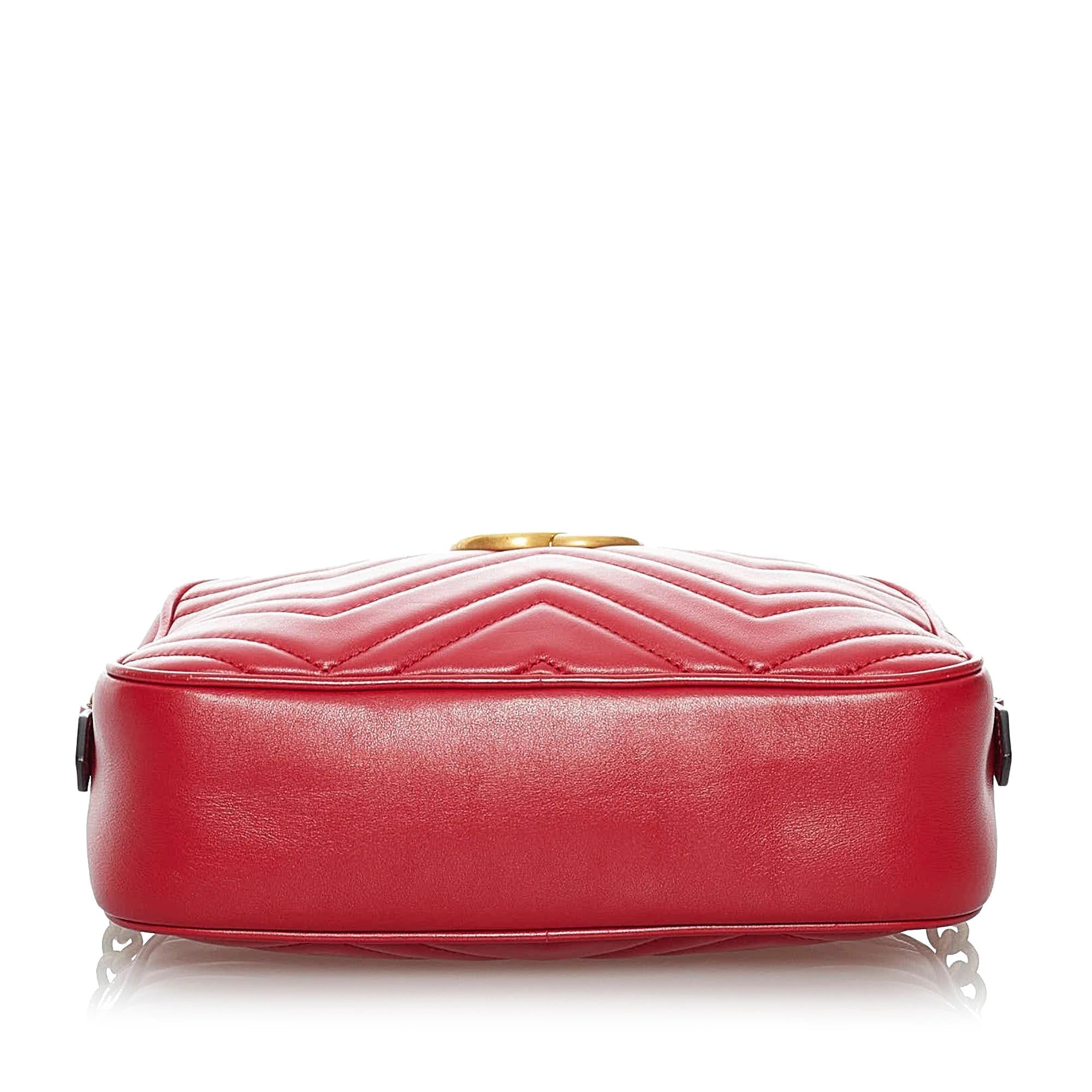 Gucci Gucci Marmont Matelasse Crossbody Bag (SHG-30217)