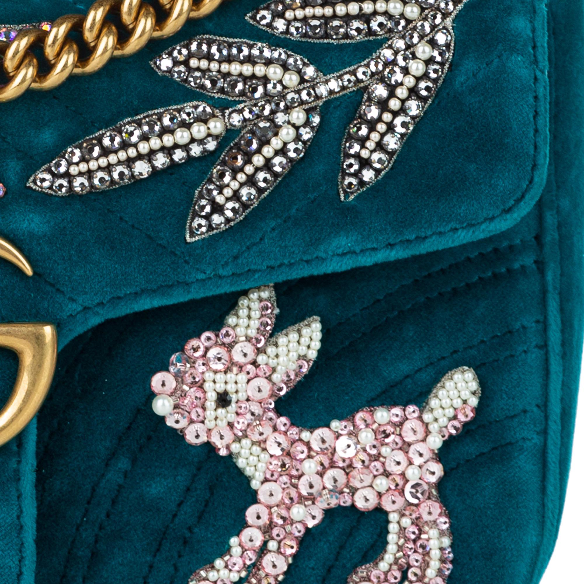 Gucci Gucci Marmont Matelasse Embellished Velvet Crossbody Bag (SHG-30293)