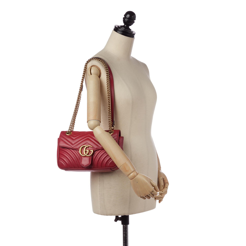 Gucci Gucci Marmont Matelasse Leather Crossbody Bag (SHG-33109)