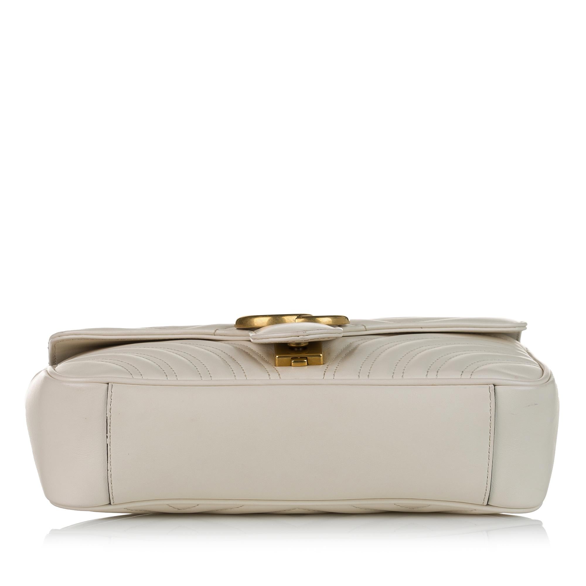 Gucci Gucci Marmont Matelasse Leather Crossbody Bag (SHG-33434)