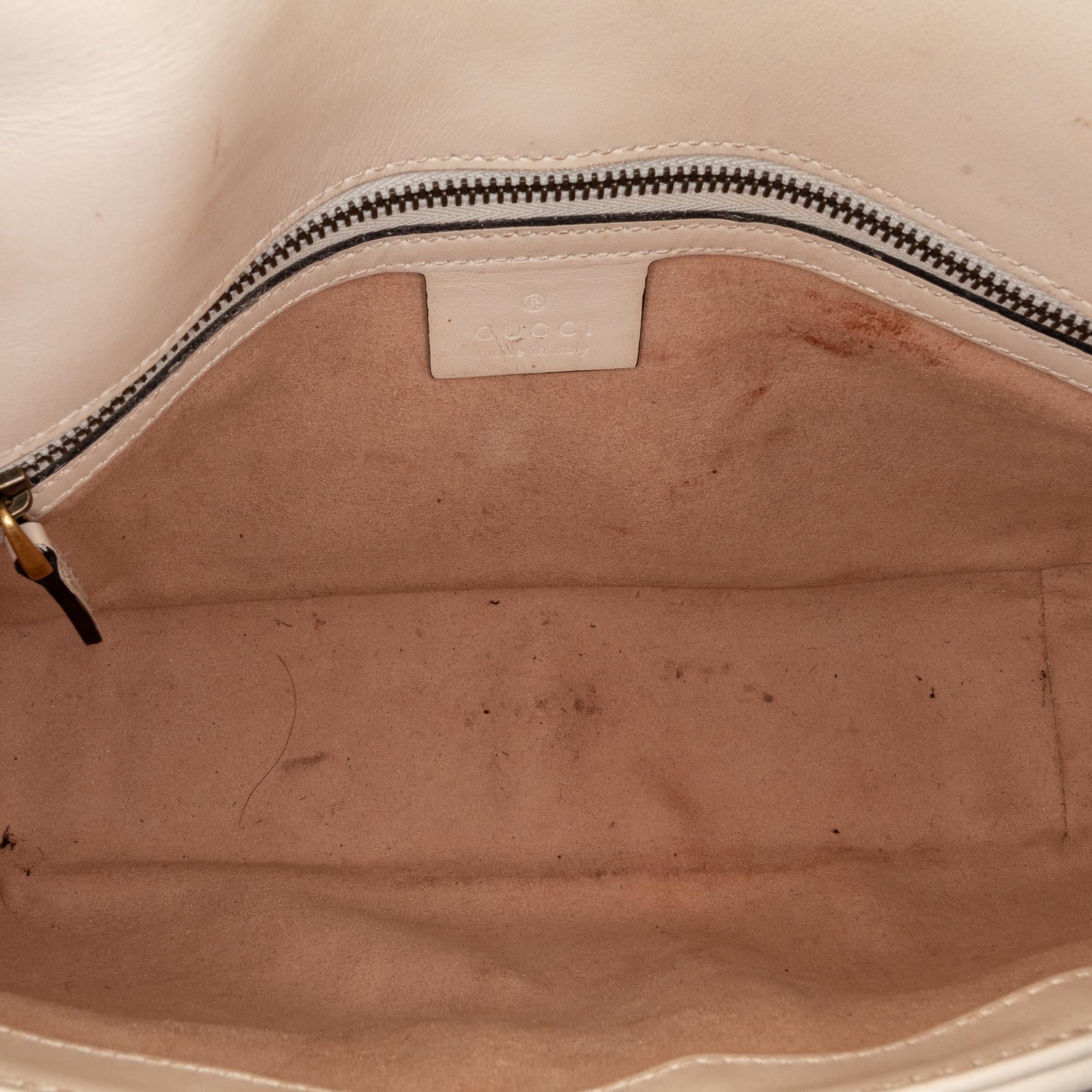 Gucci Gucci Marmont Matelasse Leather Crossbody Bag (SHG-33434)