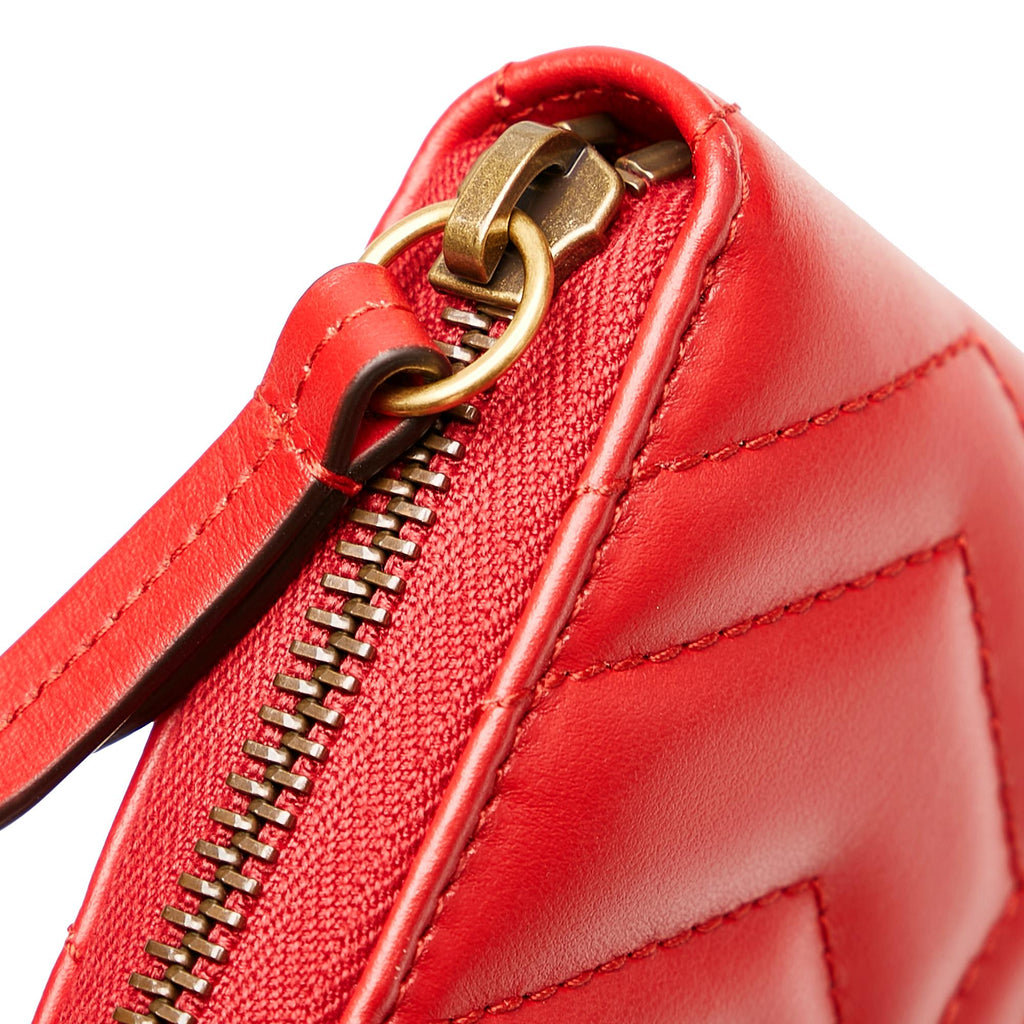 Gucci Gucci Marmont Matelasse Leather Zip Around Wallet (SHG-33565)
