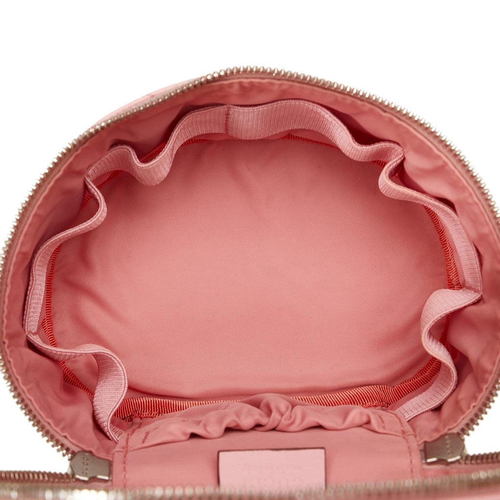 Gucci GG Marmont Matelasse Vanity Bag (SHG-EWa2xV)