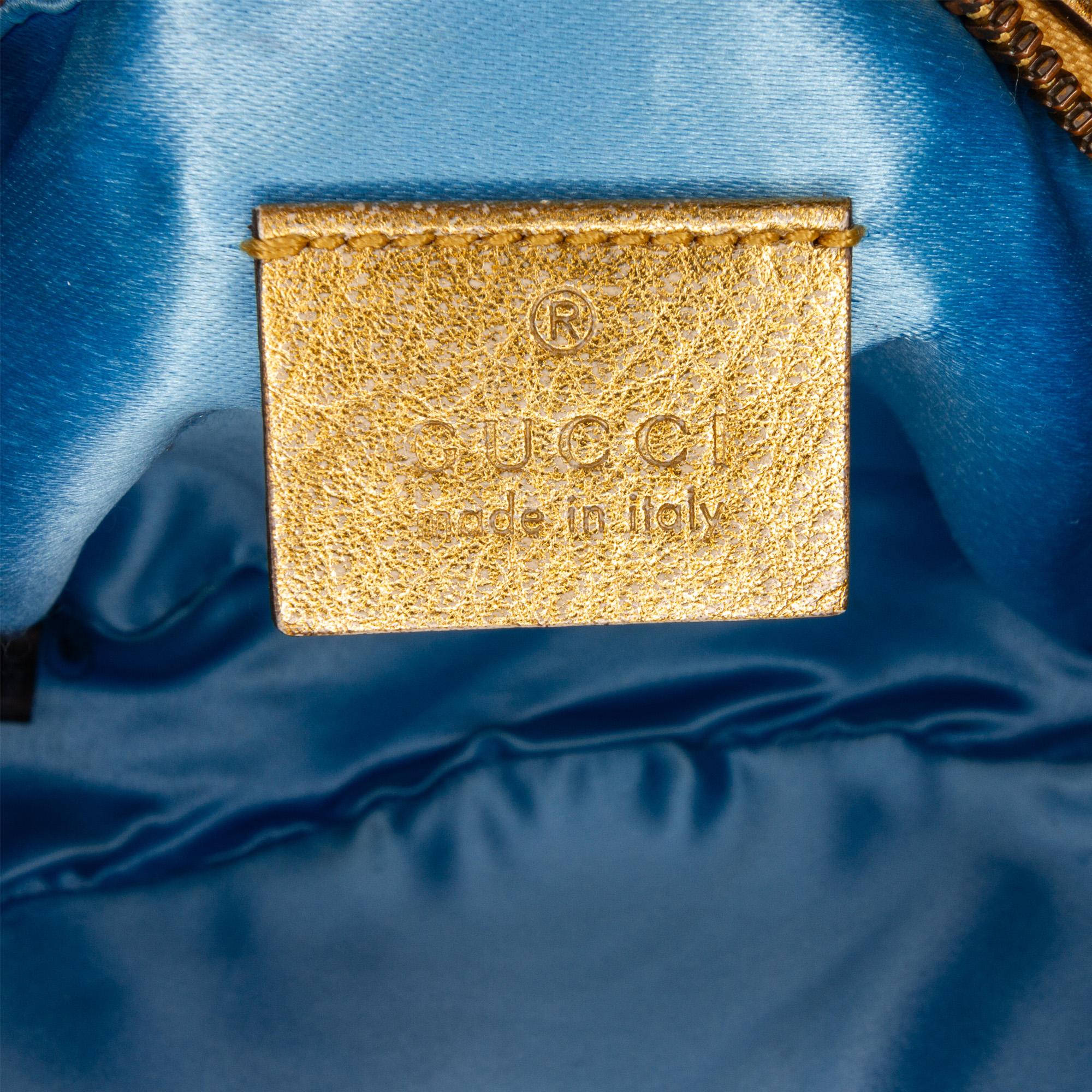 Gucci GG Marmont Round Crossbody Bag (SHG-i53pVI)