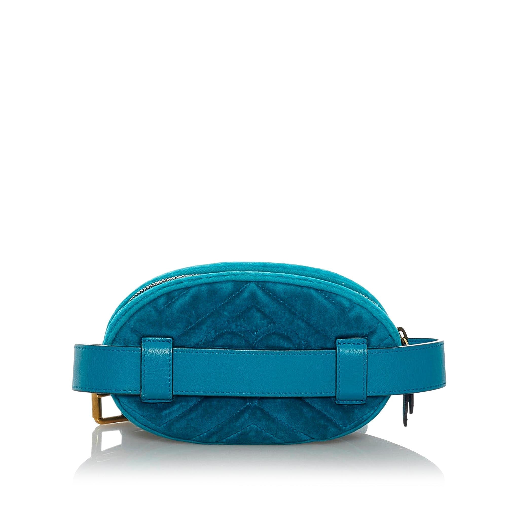 Gucci Gucci Marmont Velvet Belt Bag (SHG-29378)