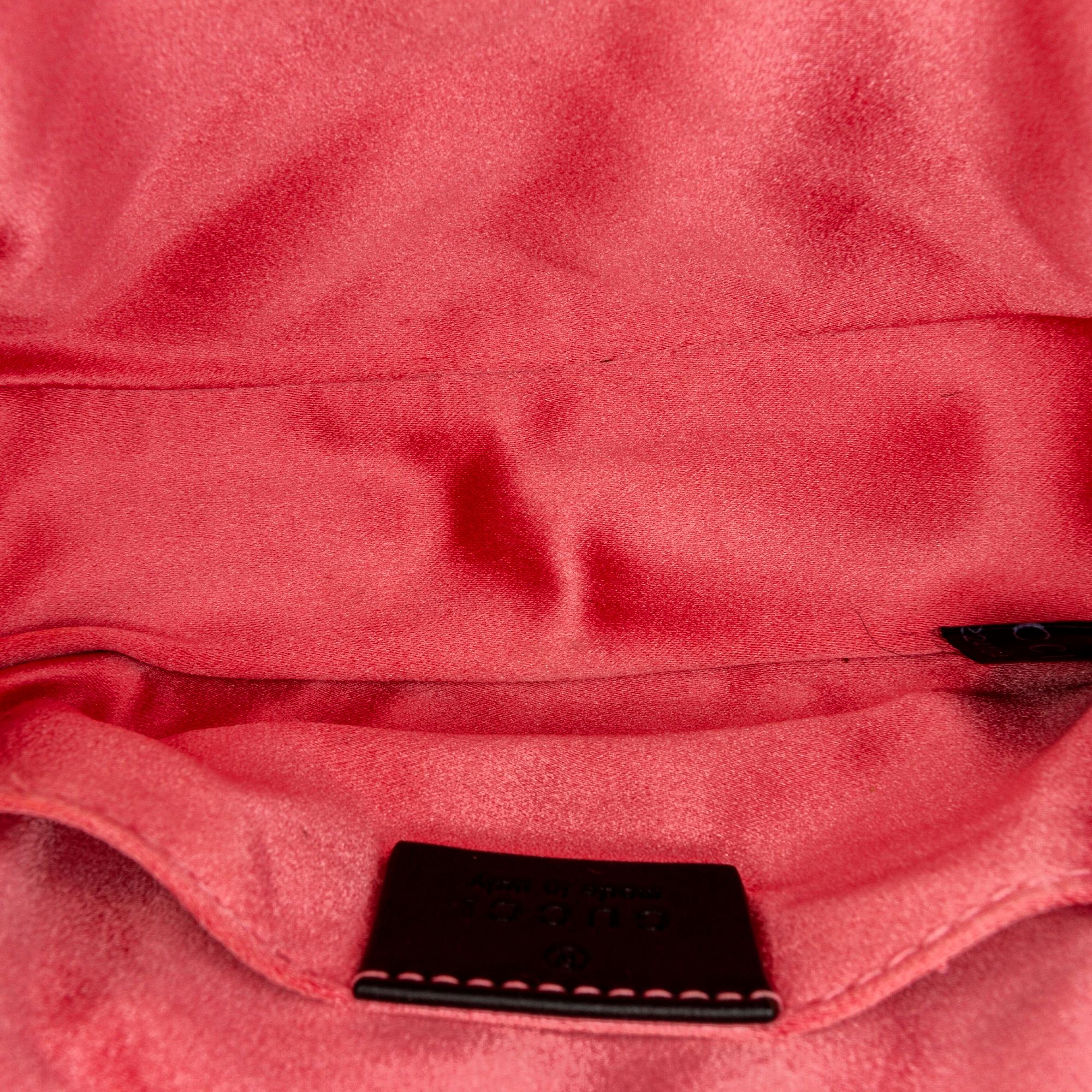 Gucci Gucci Marmont Velvet Belt Bag (SHG-30108)