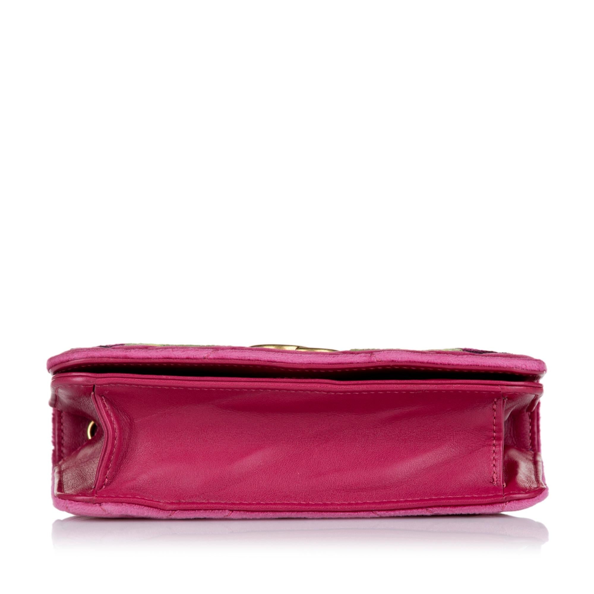 Gucci Gucci Marmont Velvet Crossbody Bag (SHG-33052)