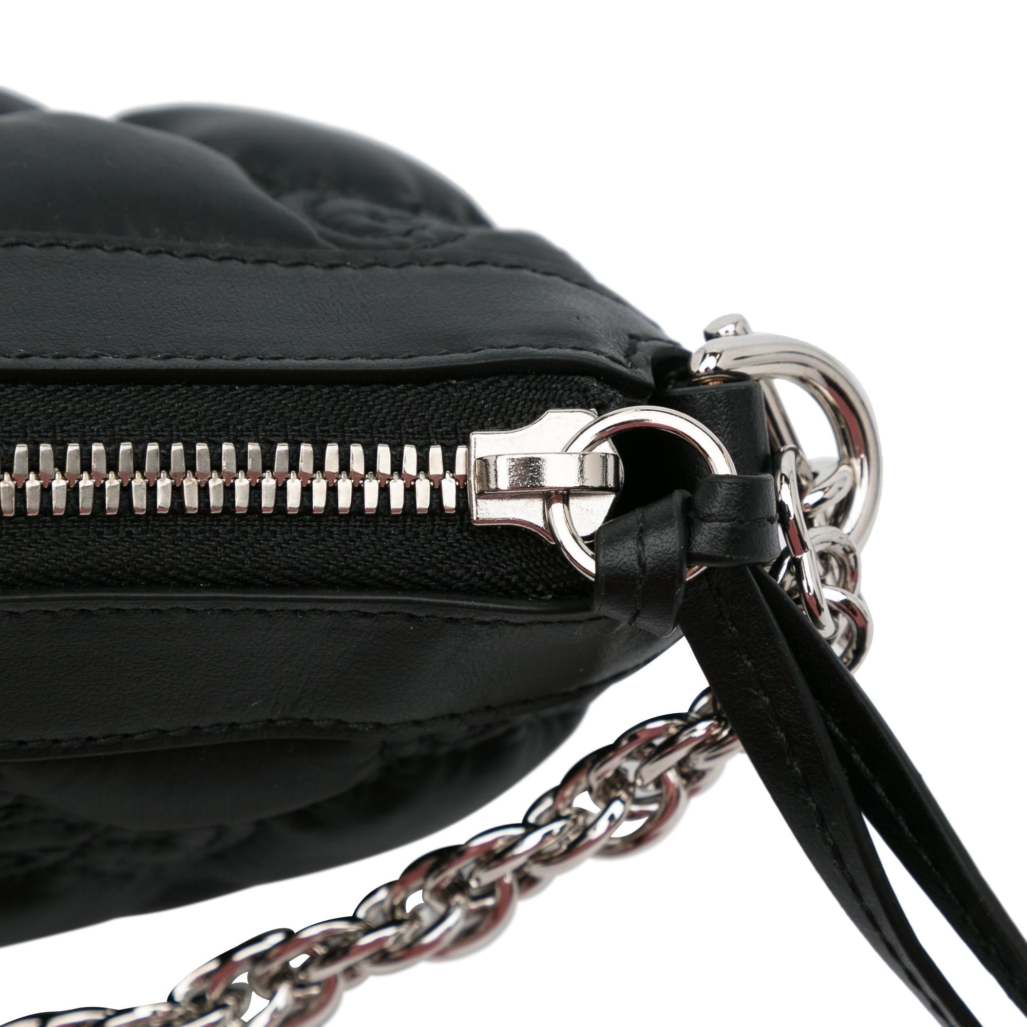Gucci GG Matelasse Mini Bag (SHG-ldwASf)