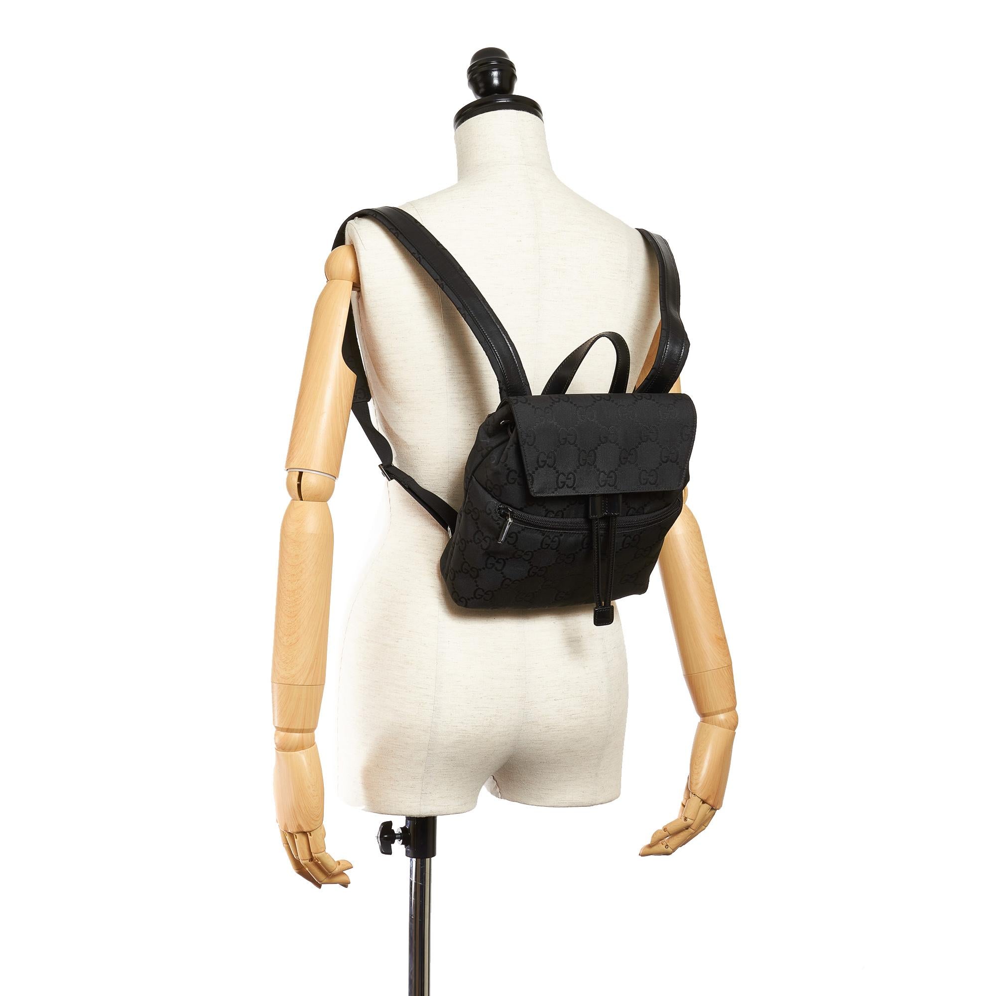 Gucci Gucci Nylon Backpack (SHG-27278)