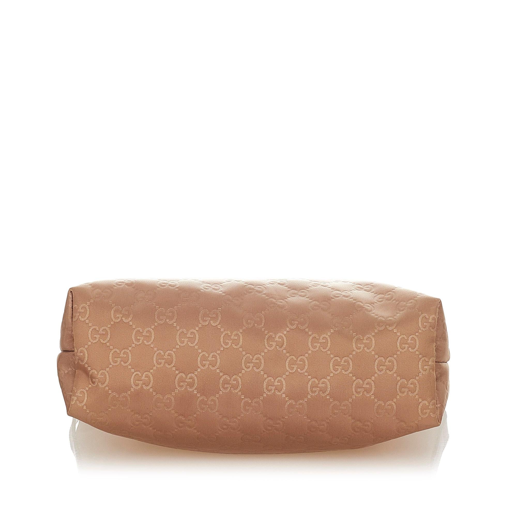 Gucci Gucci Nylon Crossbody Bag (SHG-20985)