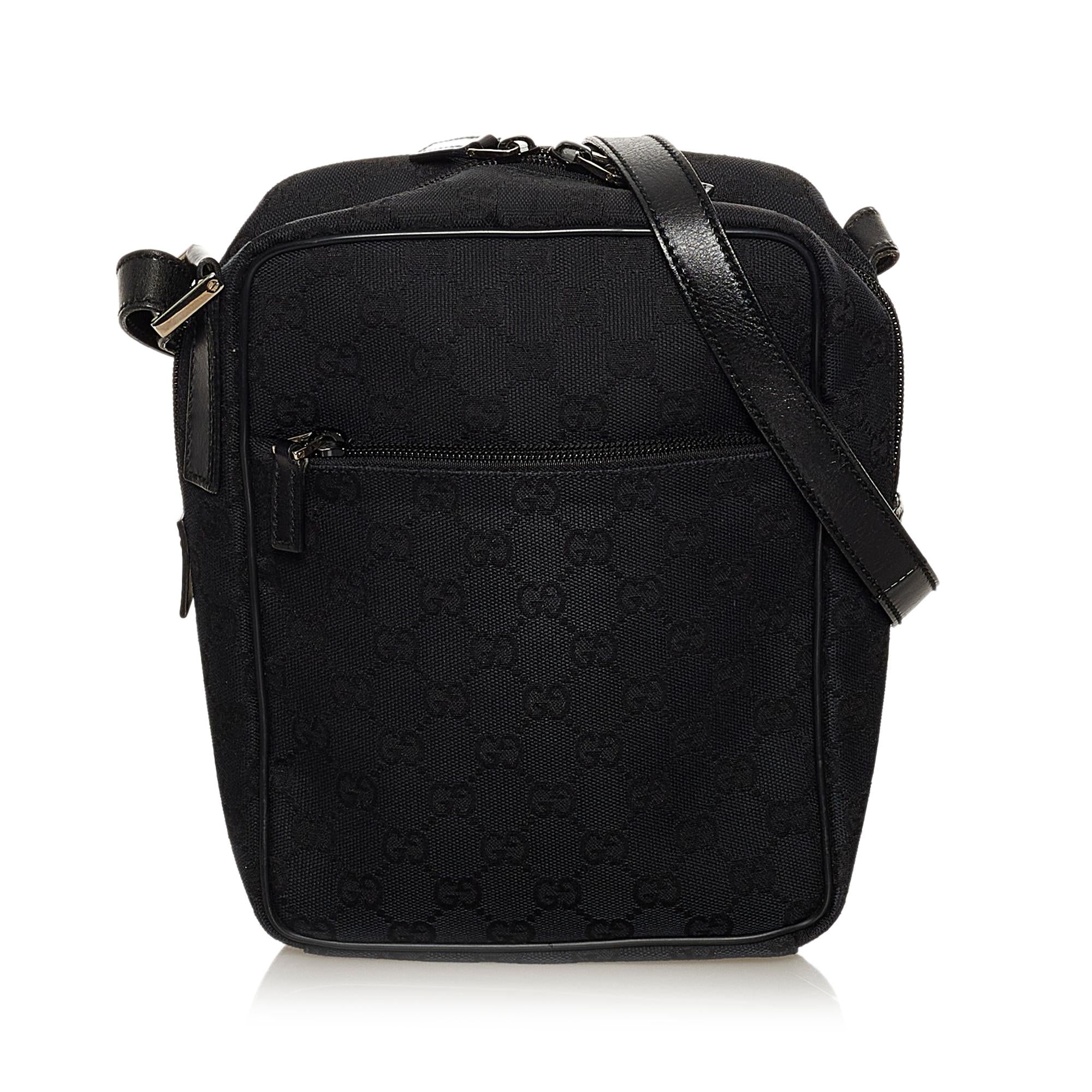 Gucci Gucci Nylon Crossbody Bag (SHG-29269)